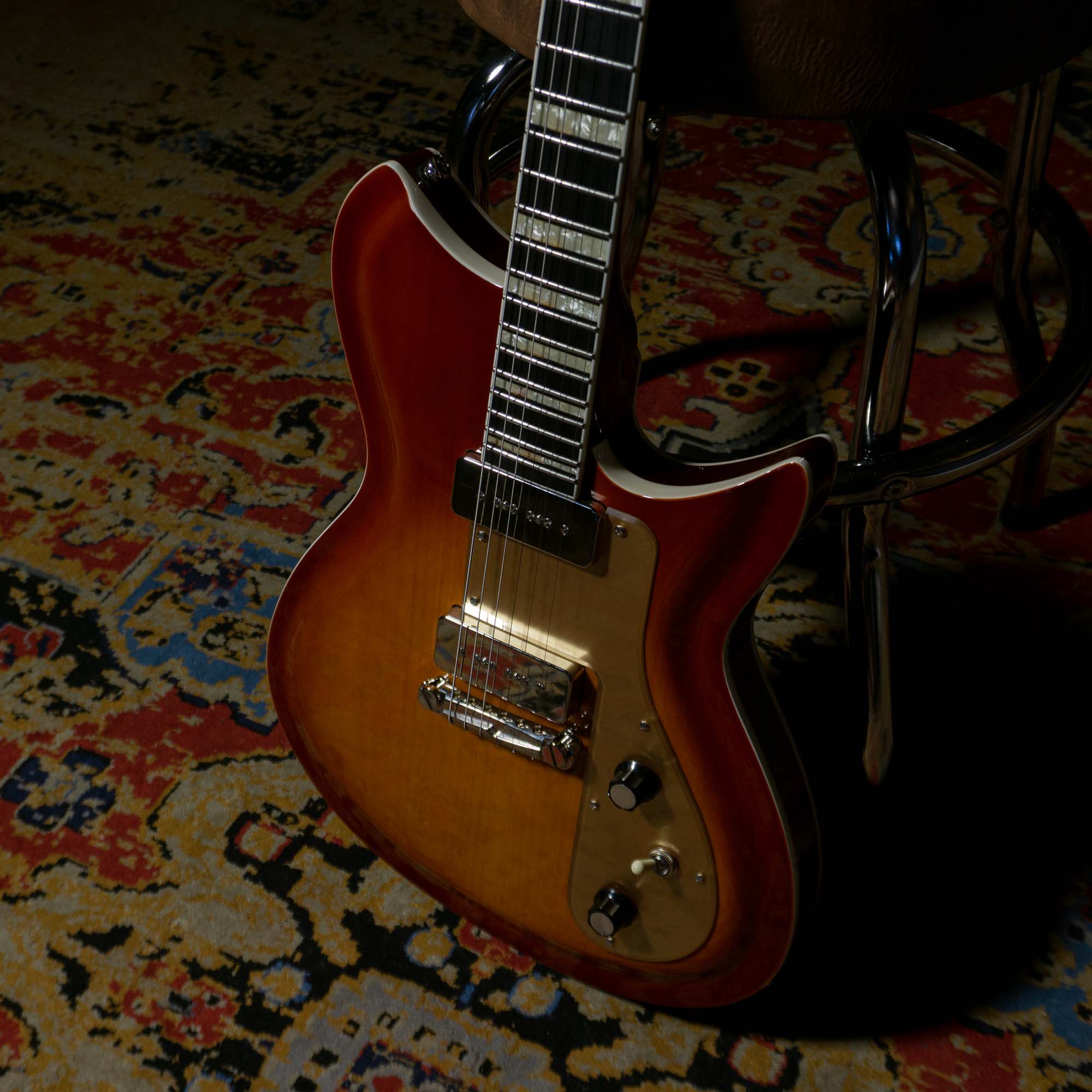 Rivolta Guitars Combinata VII Electric Guitar Autunno Burst