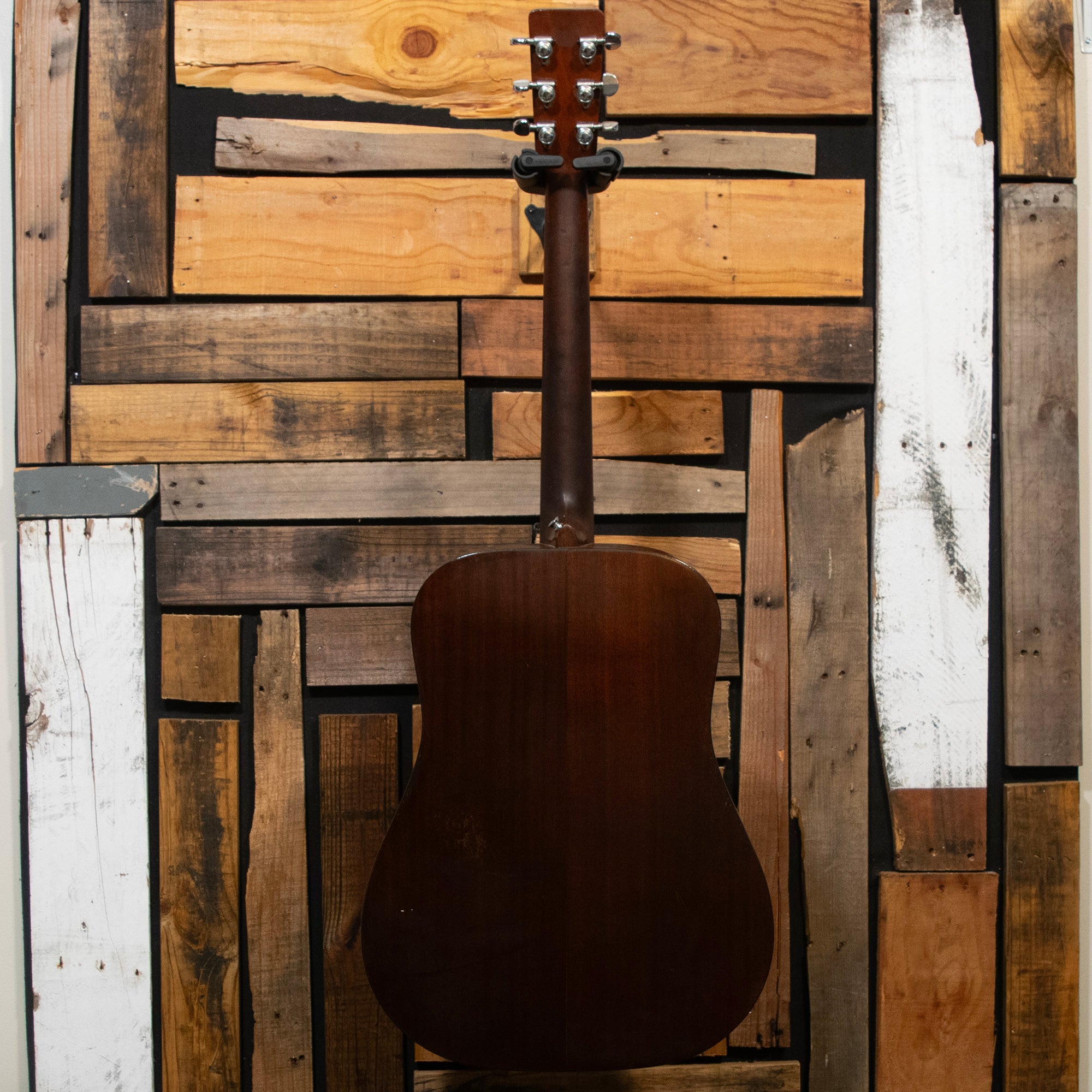 Martin D-18, 1970