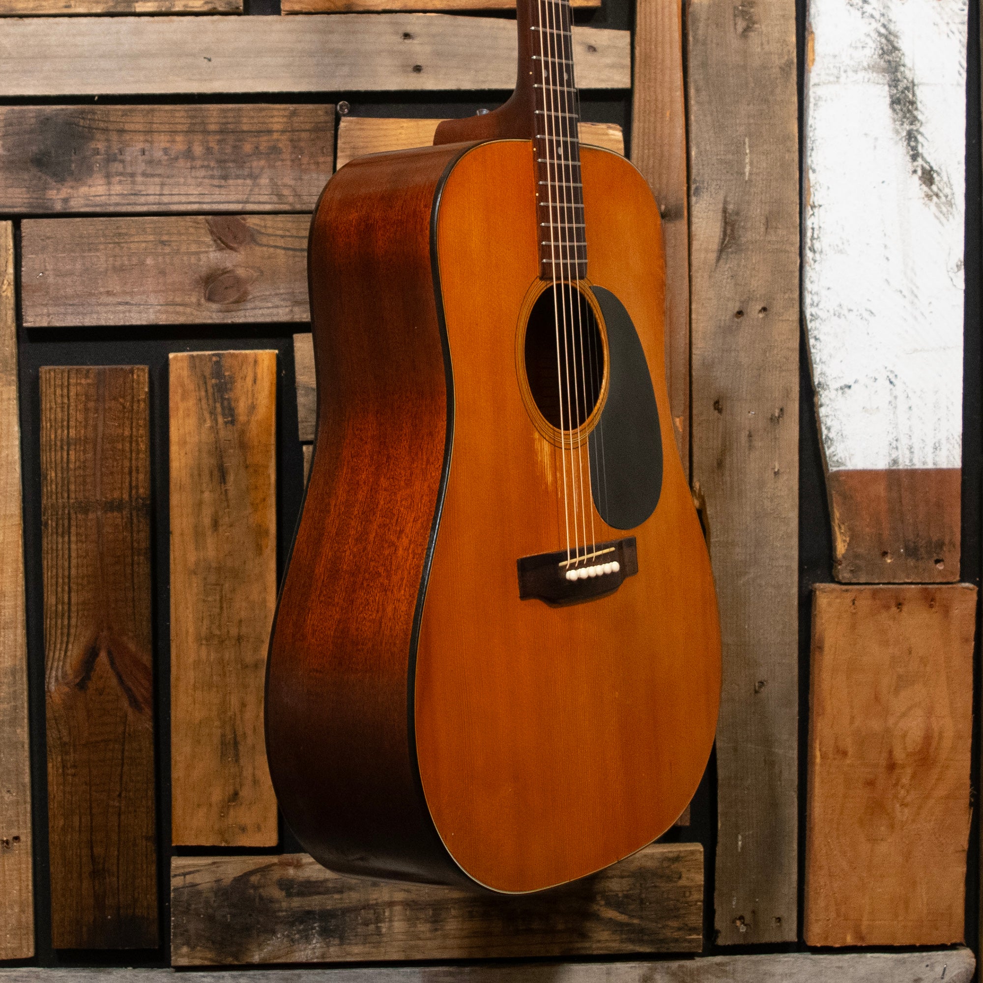 Martin D-18, 1970