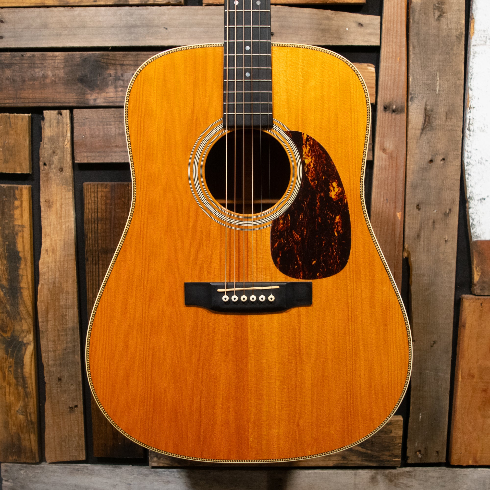 Martin HD-28, 2002