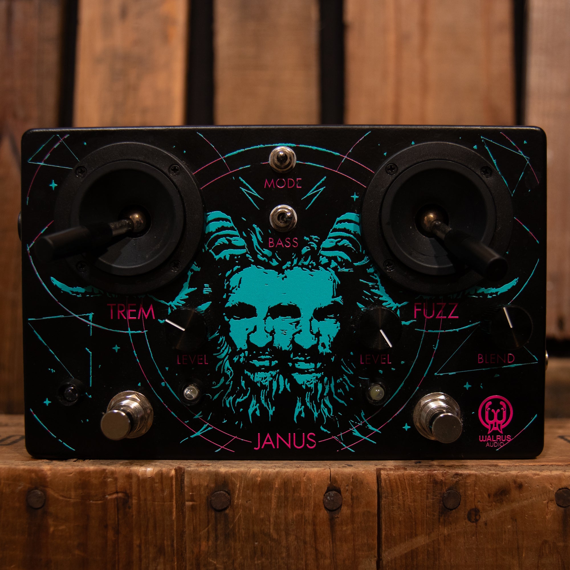 Walrus Audio Janus Fuzz/Tremolo - Black/Teal Anniversary Edition
