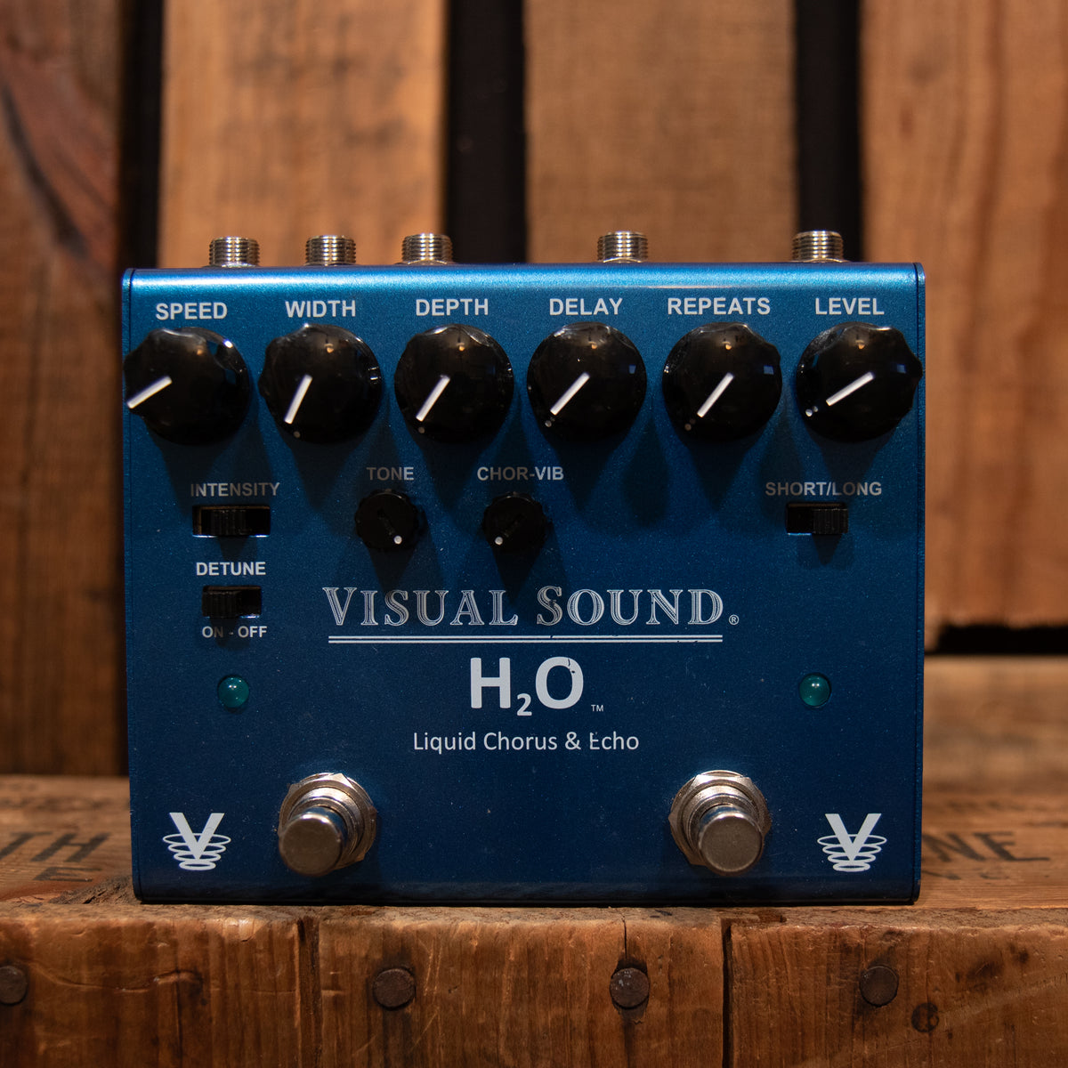 Visual Sound H2O Liquid Chorus Echo