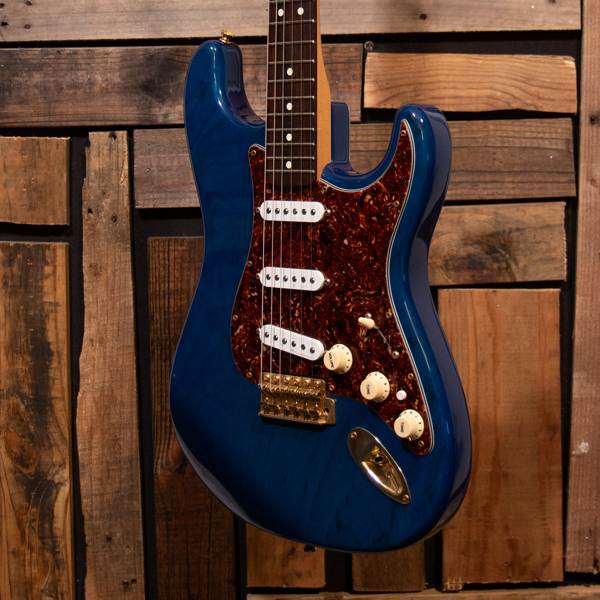 Fender Deluxe Players Stratocaster - Sapphire Blue Transparent