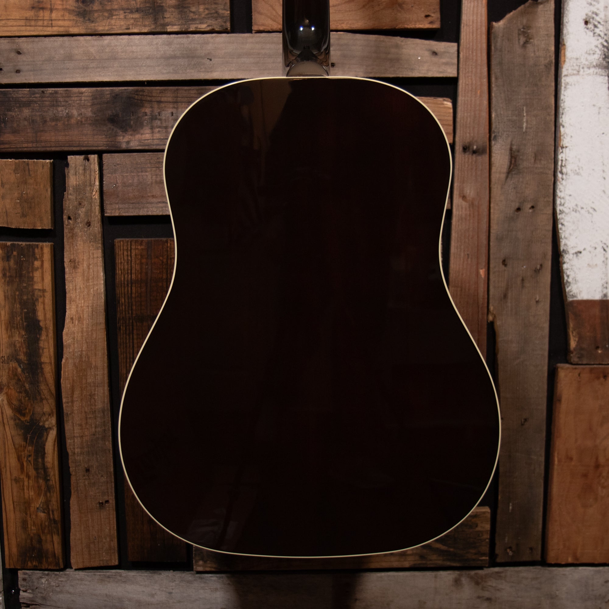Gibson J-45 Standard (B-Stock)