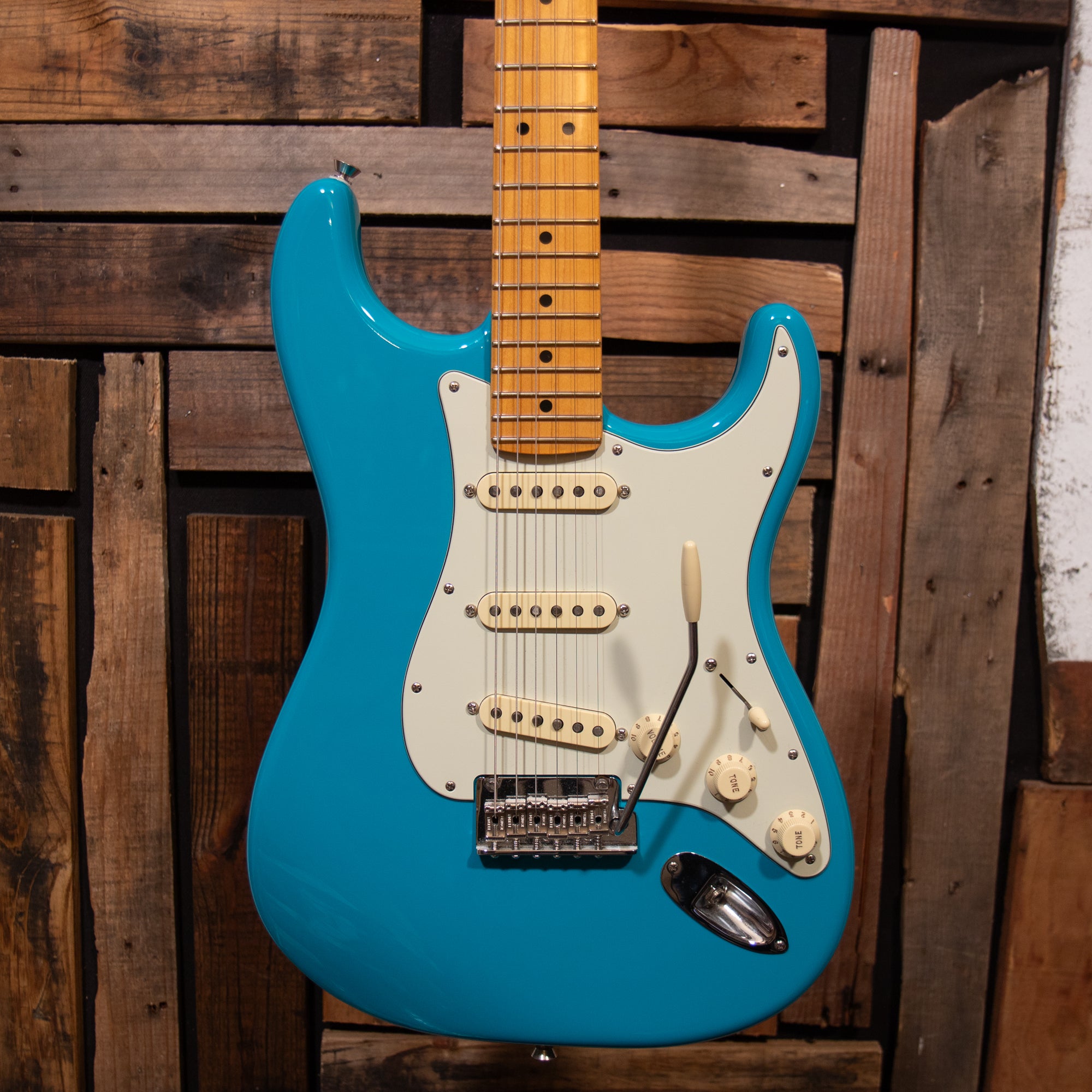Fender American Professional II Stratocaster - Miami Blue