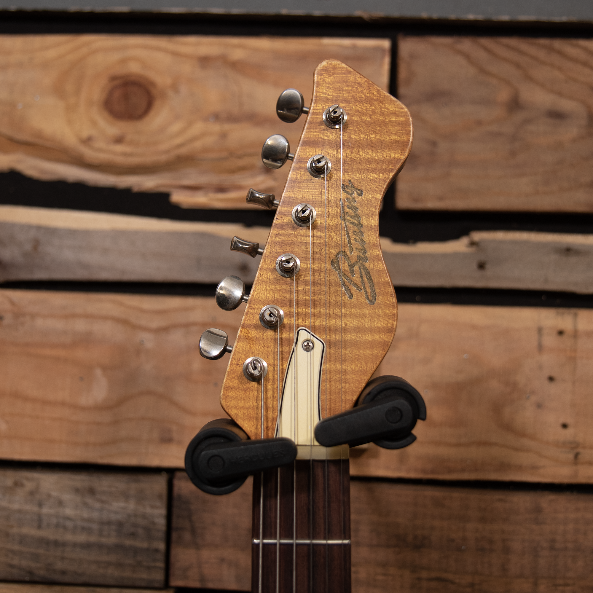 Bunting Melody Queen T - Aged Summer Sky Blue