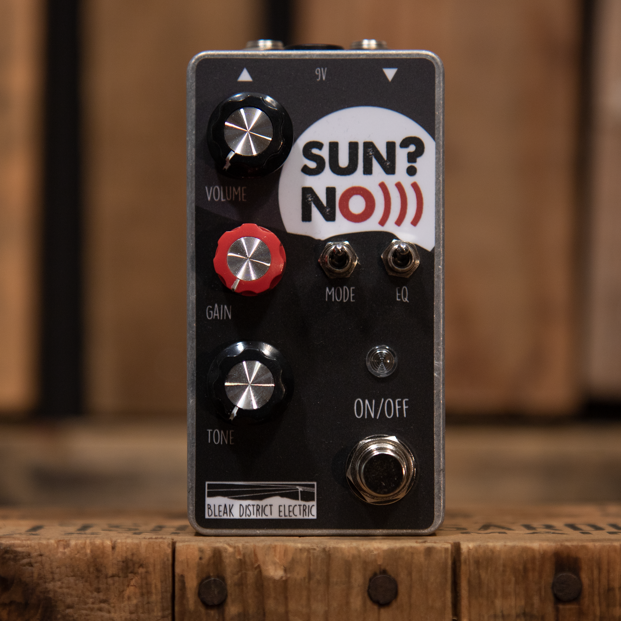 dark sun pedal Bleak District Electric Sun? No V2 Model T Preamp