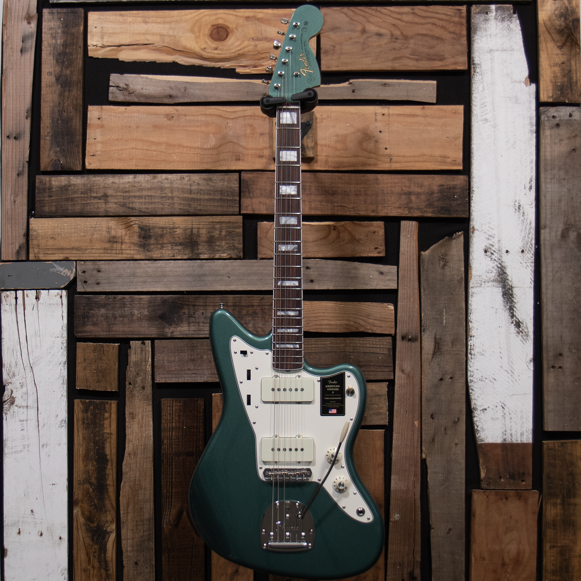 Fender American Vintage II 1966 Jazzmaster - Sherwood Green Metallic Fender American Vintage II 1966 Jazzmaster - Sherwood Green Metallic