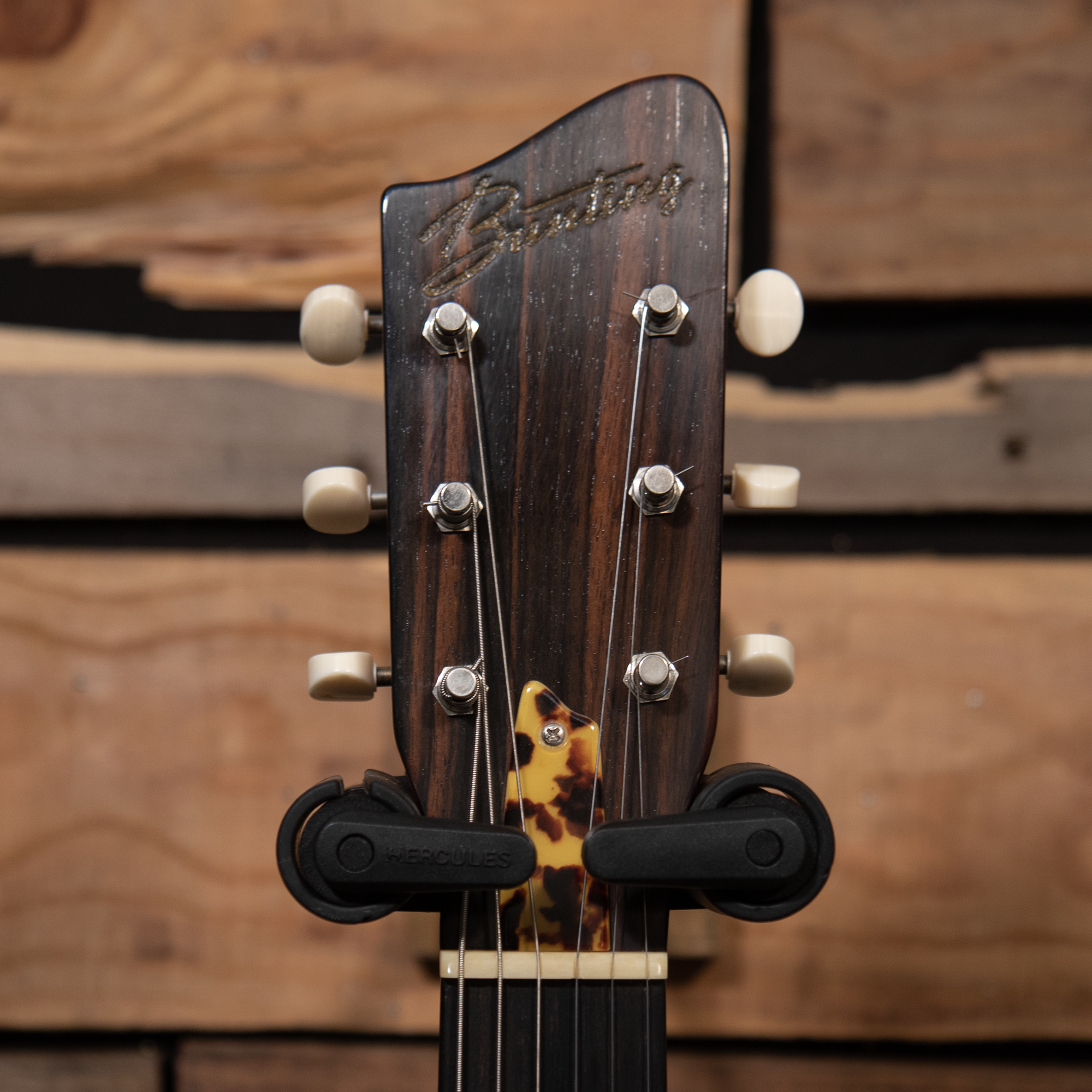 Bunting Willow - Forest Green