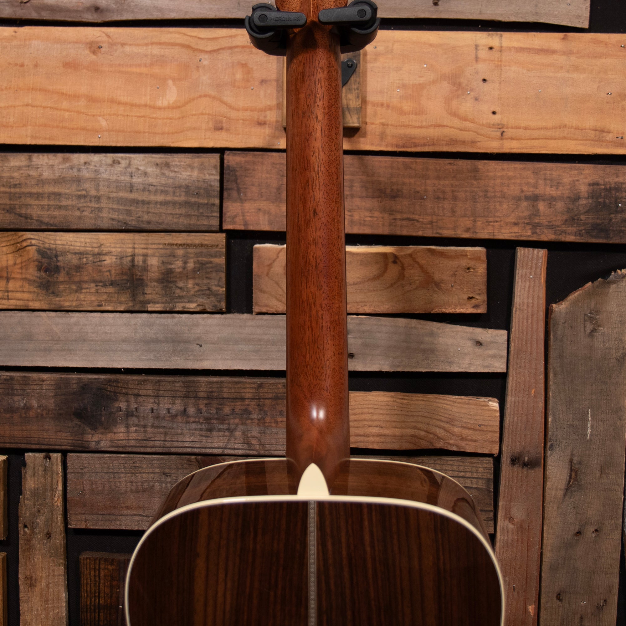 Martin D-28 Billy Strings