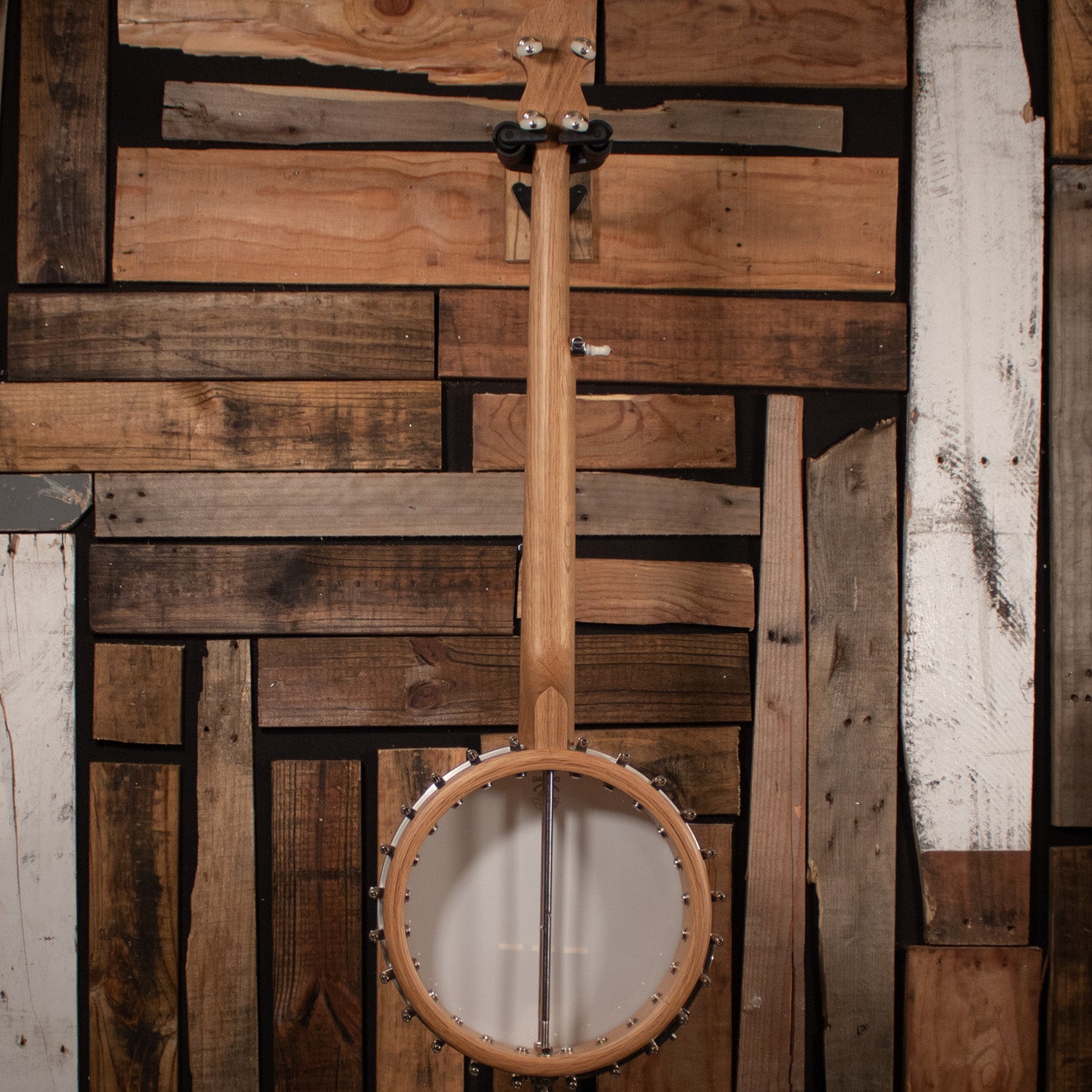 Deering Vega White Oak Banjo 11"
