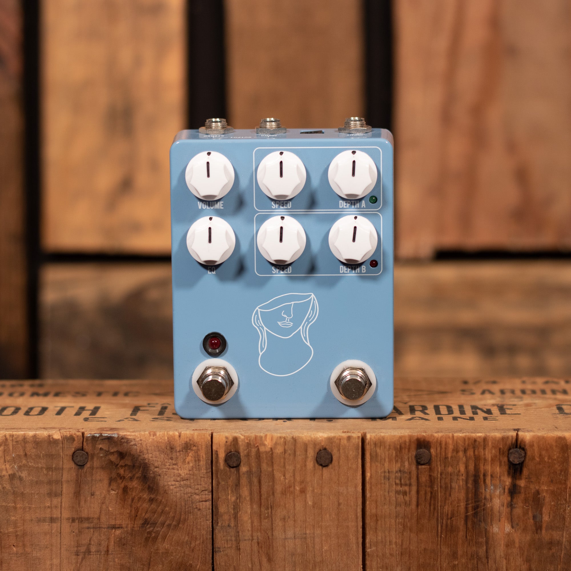 jhs vibrato pedal JHS Artificial Blonde Vibrato