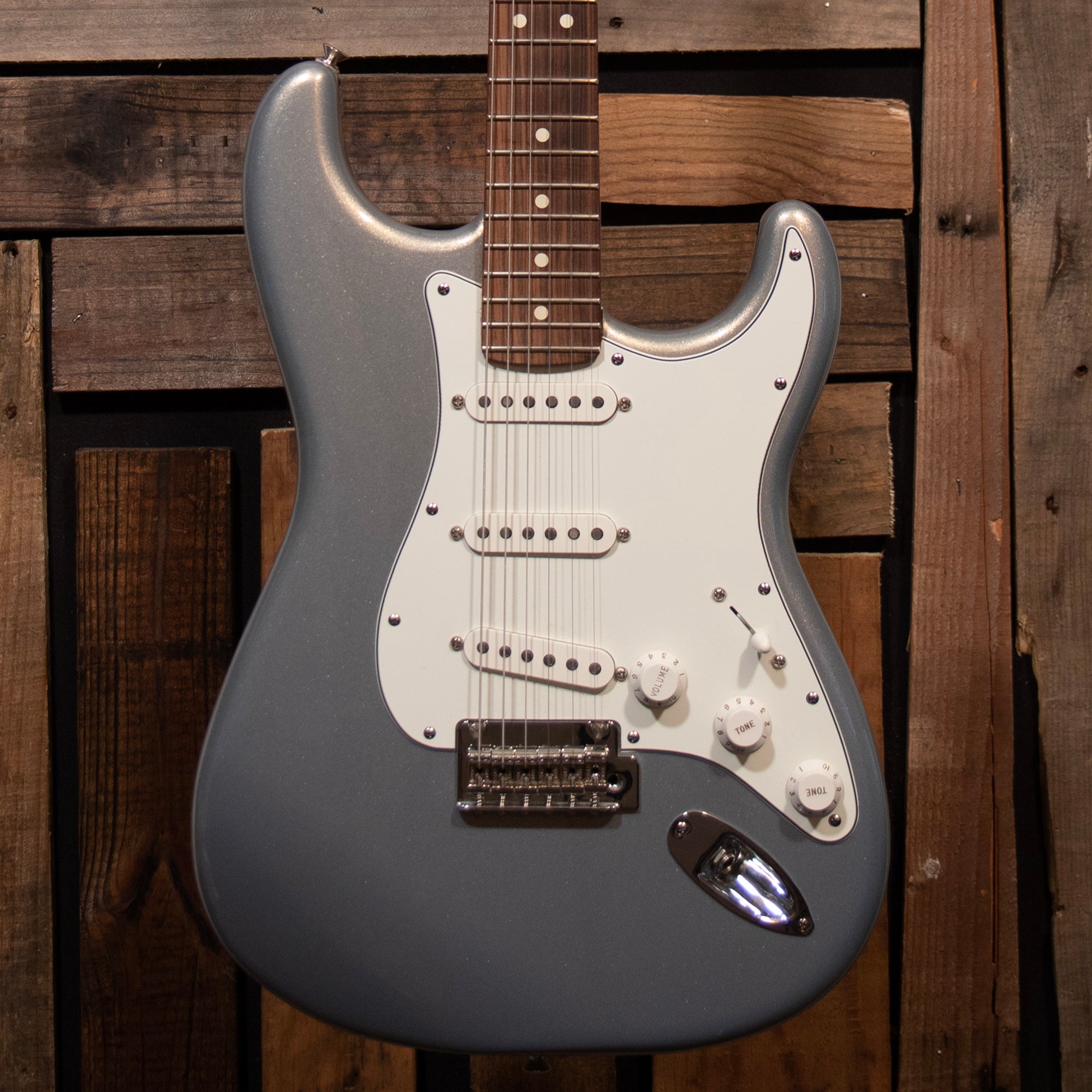 Fender Player Stratocaster - Inca Silver