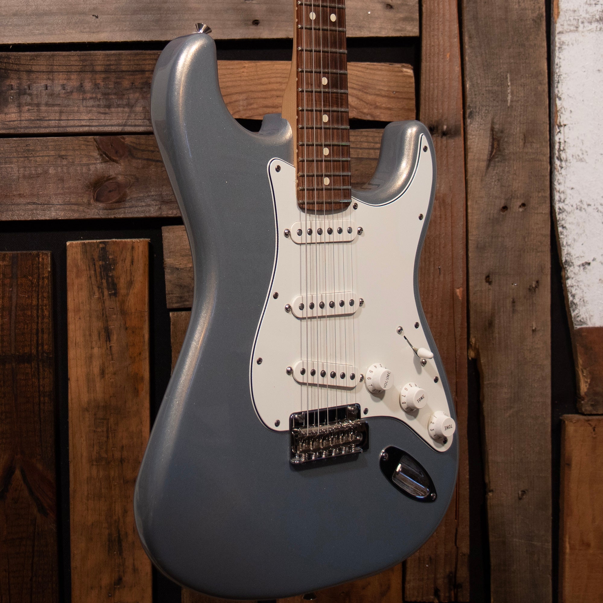 Fender Player Stratocaster - Inca Silver
