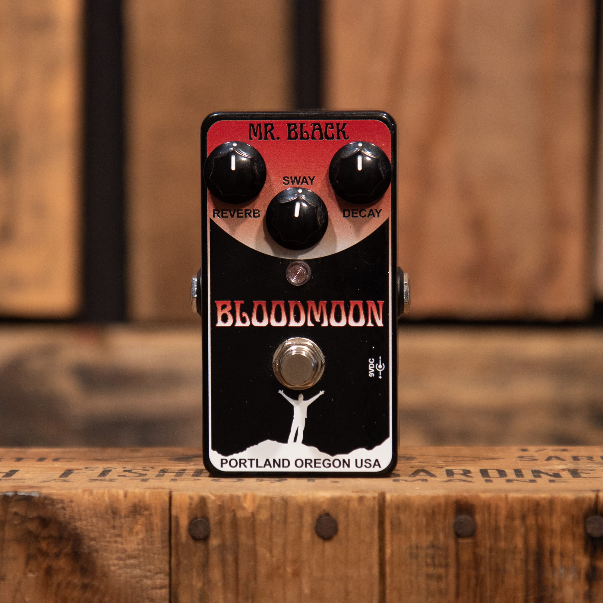 Mr.BLACK BLOODMOON エフェクター BloodMoon Blood & Chrome – Mr. Black