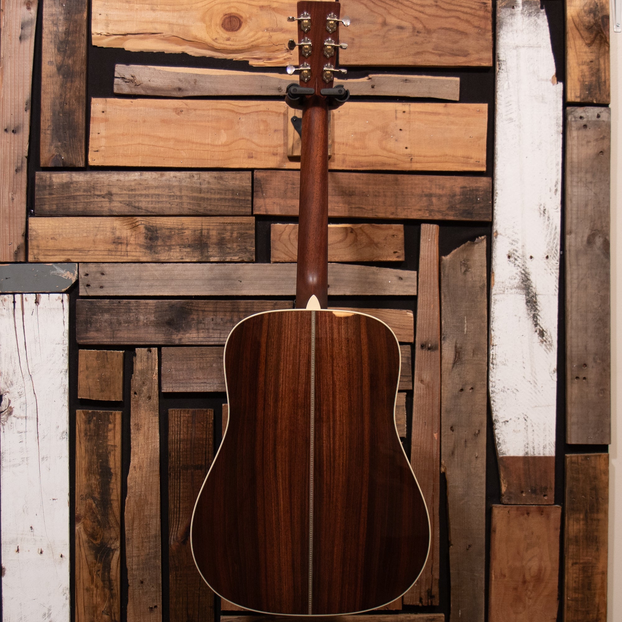 Martin HD-28 - Natural, 2020