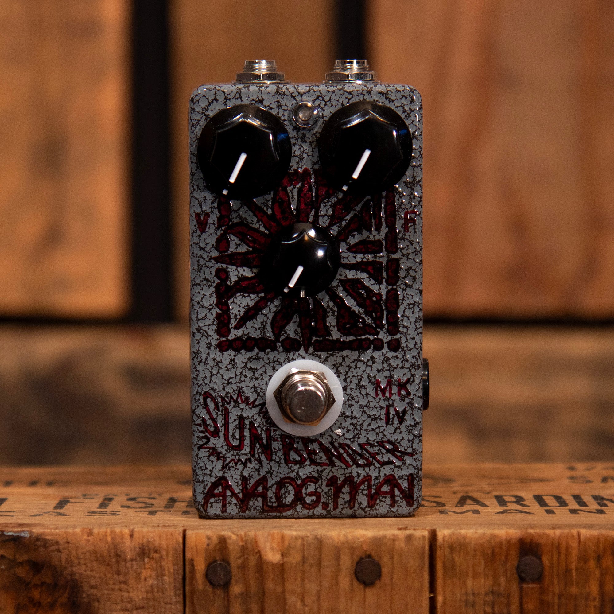 Analog Man Sun Bender Mk-IV, Grey, 3 Russian Spaceship Transistors