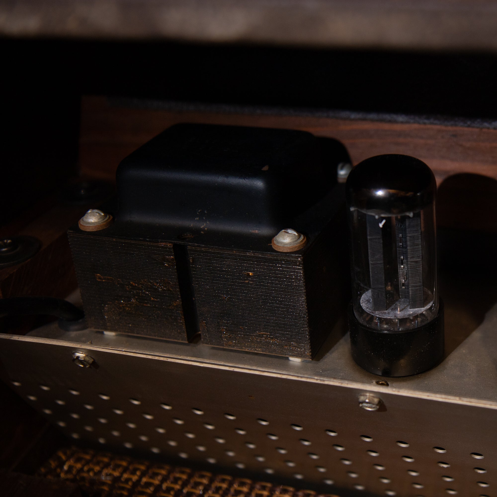 1963 Gibson GA-19RVT Falcon