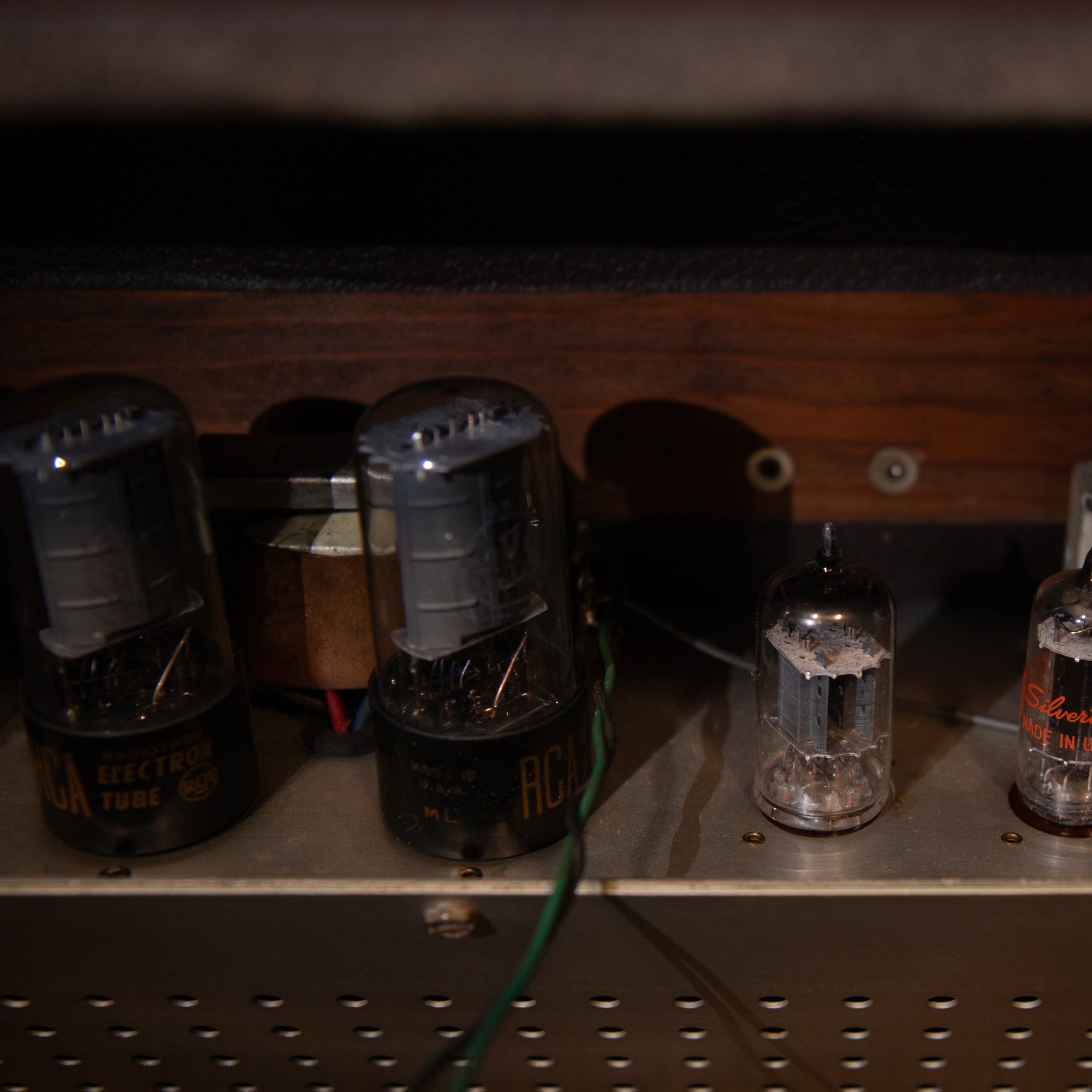 1963 Gibson GA-19RVT Falcon