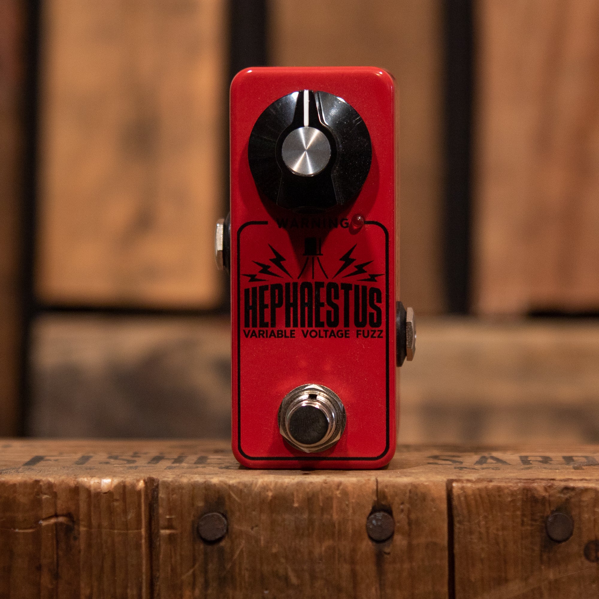 mythos pedals hephaestus Mythos Pedals Hephaestus Variable Voltage Fuzz