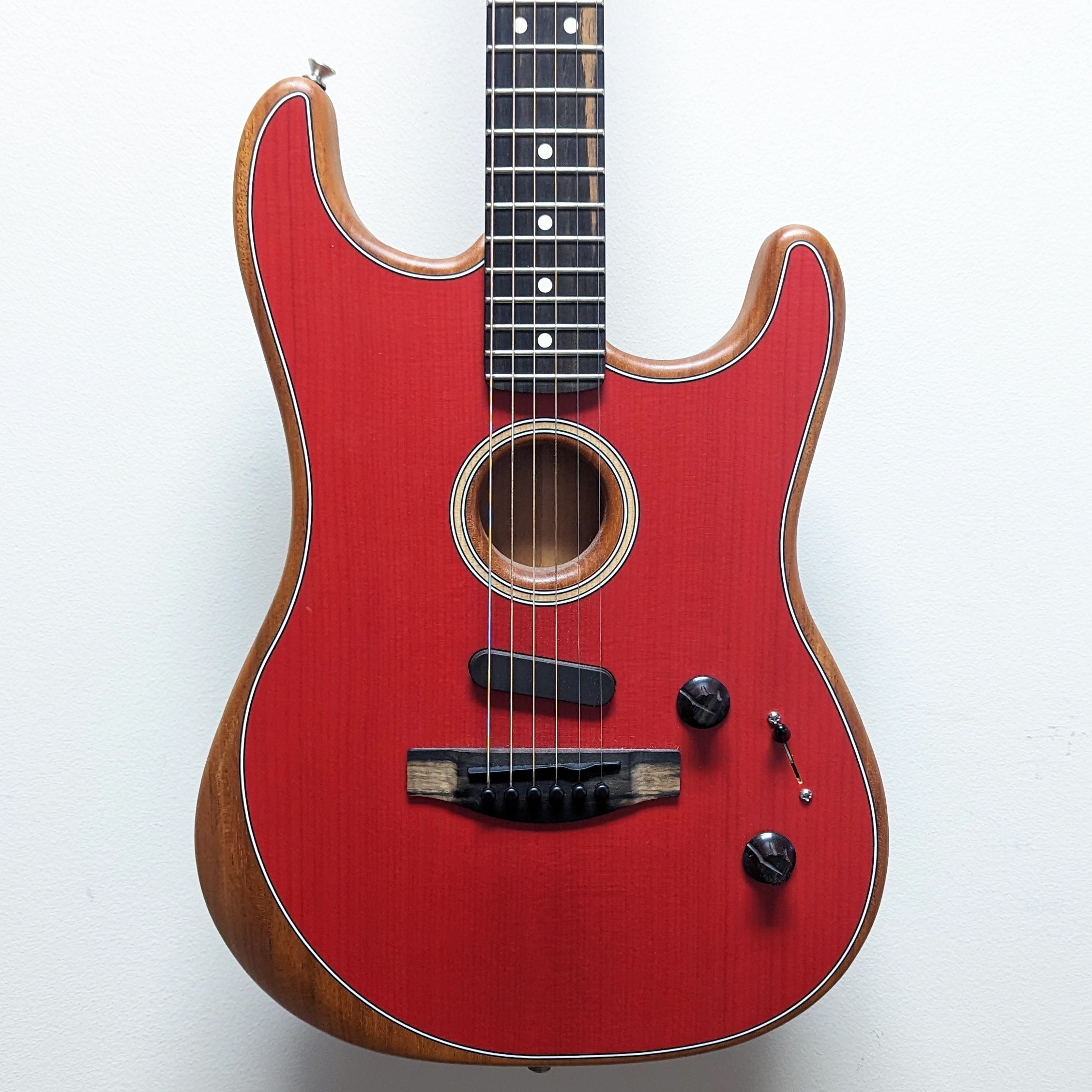 Fender American Acoustasonic Stratocaster Dakota Red Acoustic/Electric Guitar