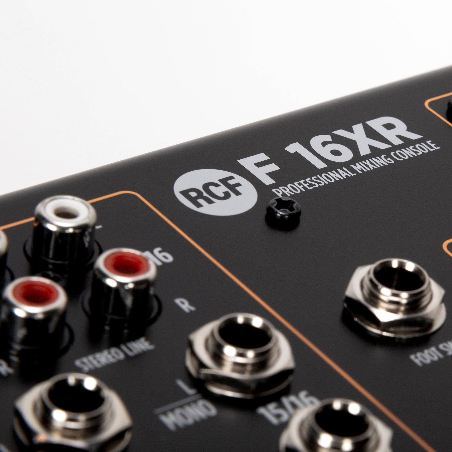 RCF F16-XR Mixer