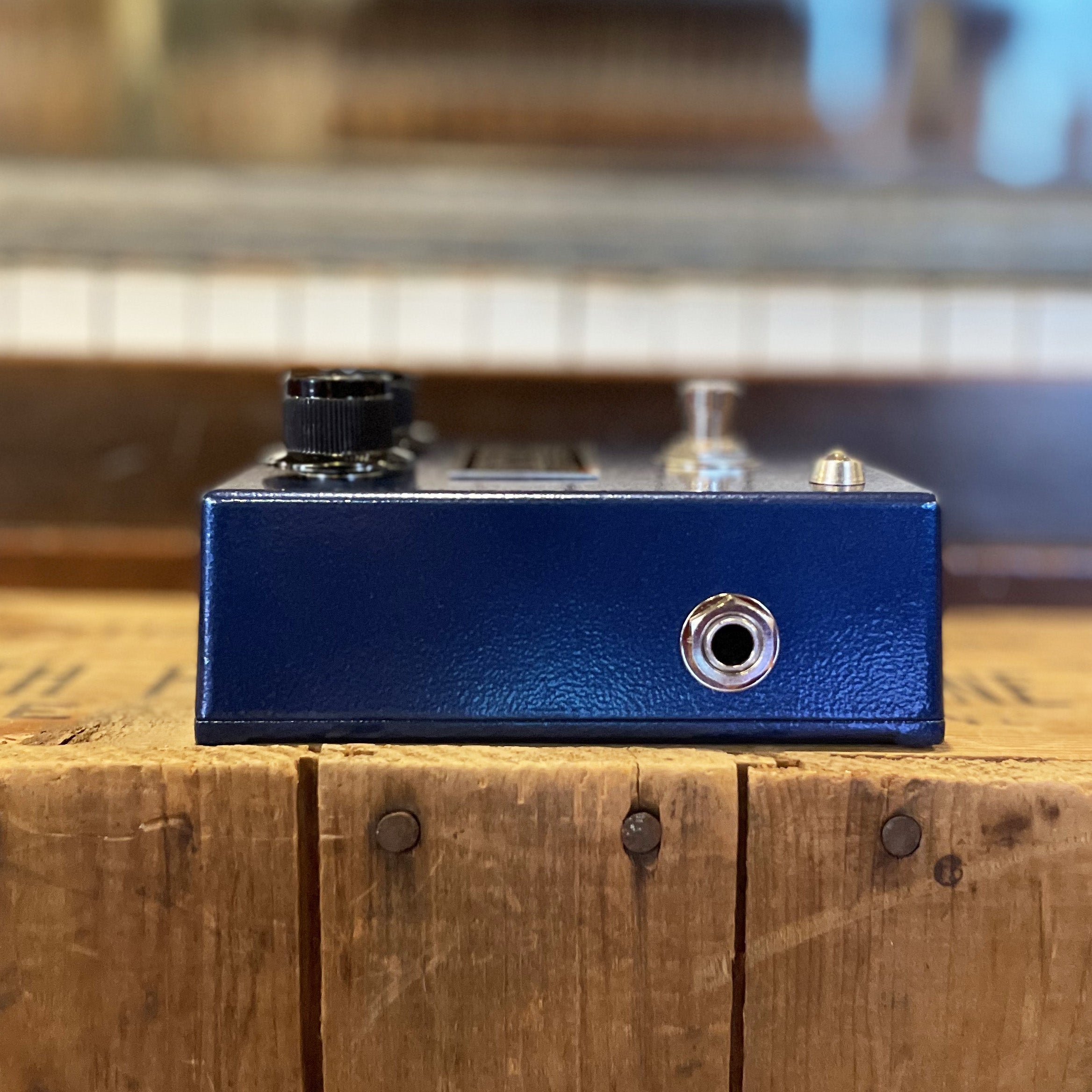 Seeker Electric Effects Truth Fuzz