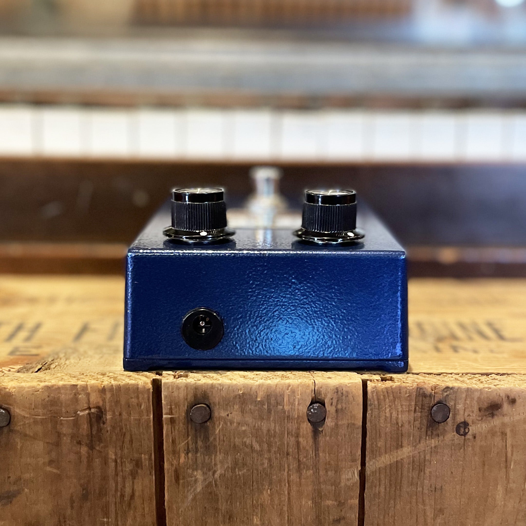 Seeker Electric Effects Truth Fuzz