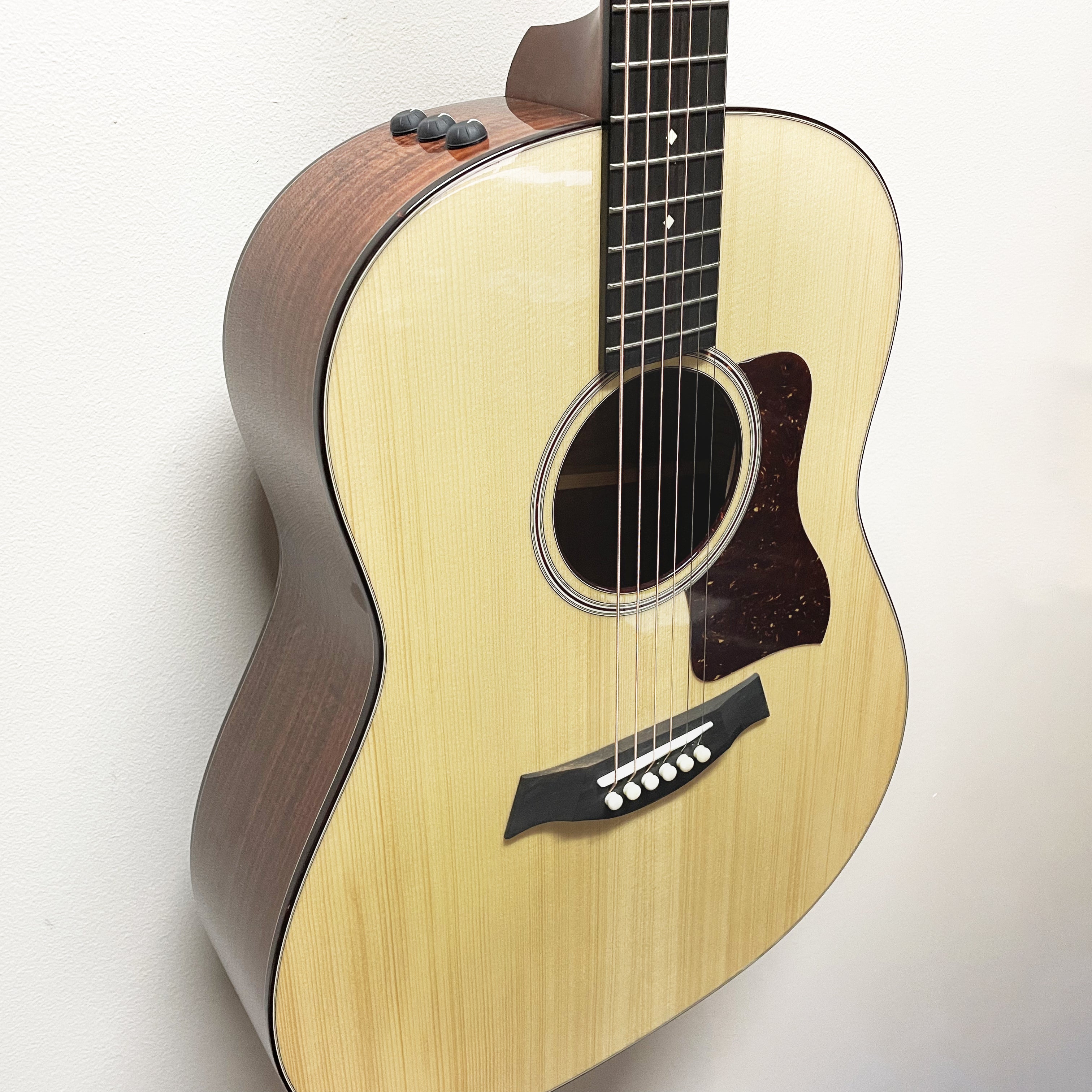 Taylor Custom Grand Pacific Acoustic Guitar #9 of 25