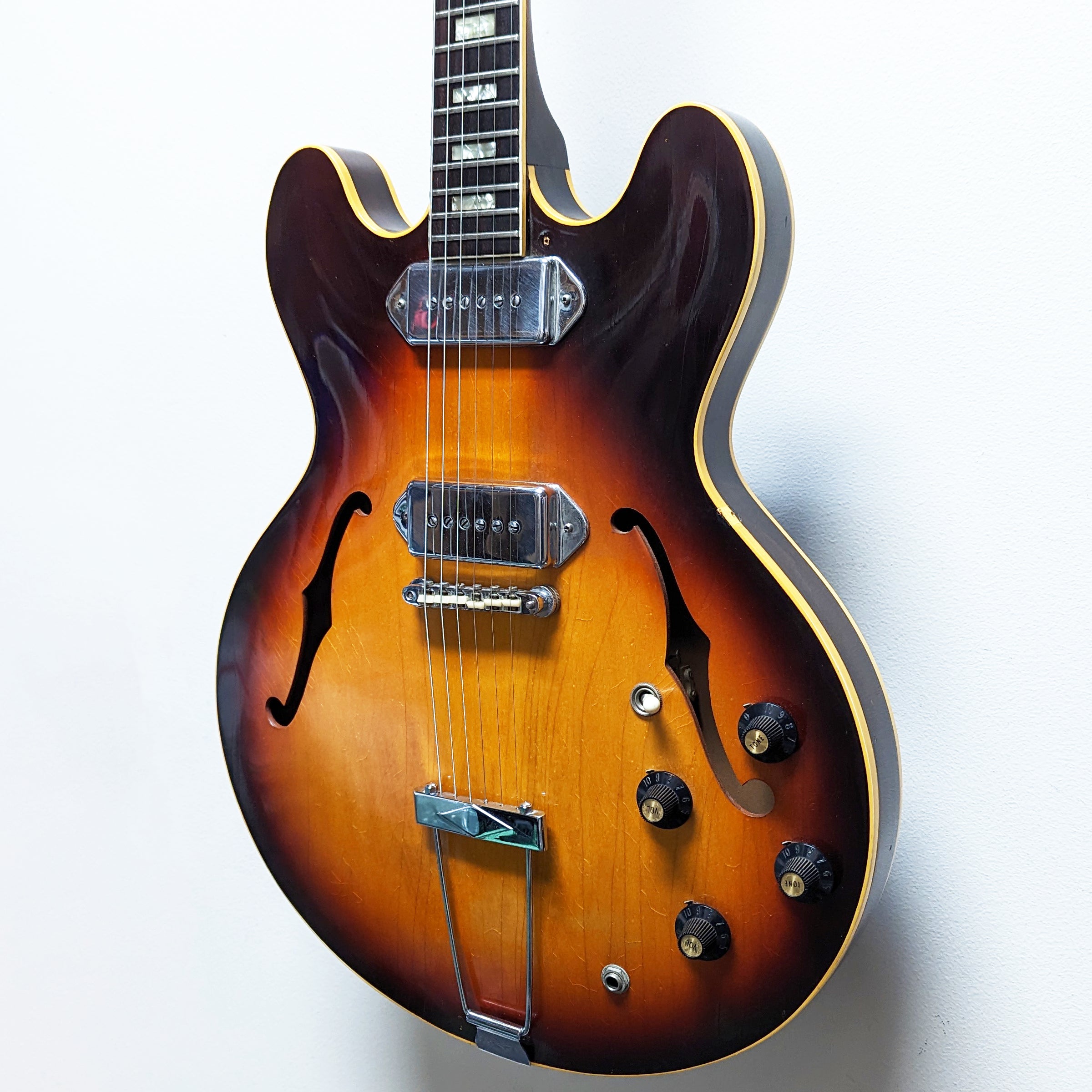 Gibson ES-330TD Sunburst Electric Guitar 1968 w/OHSC