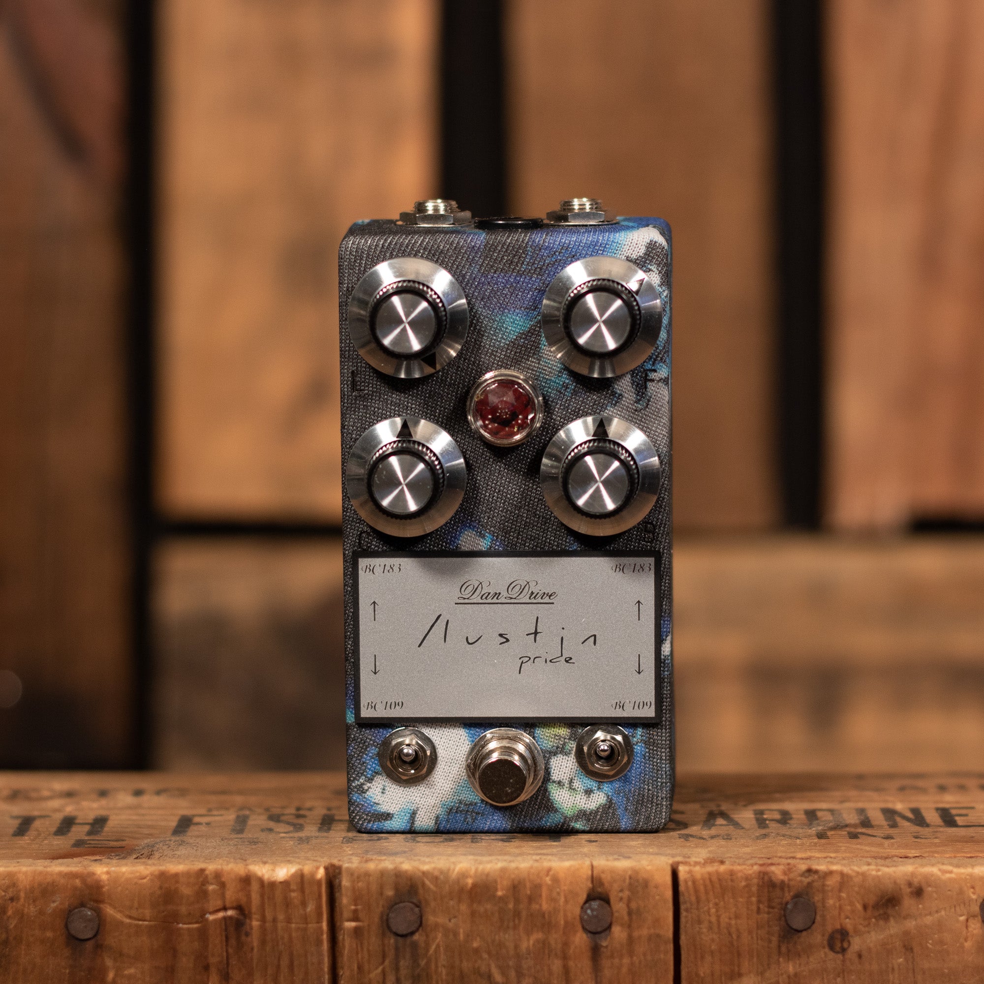 Dandrive Austin Pride Fuzz Pedal