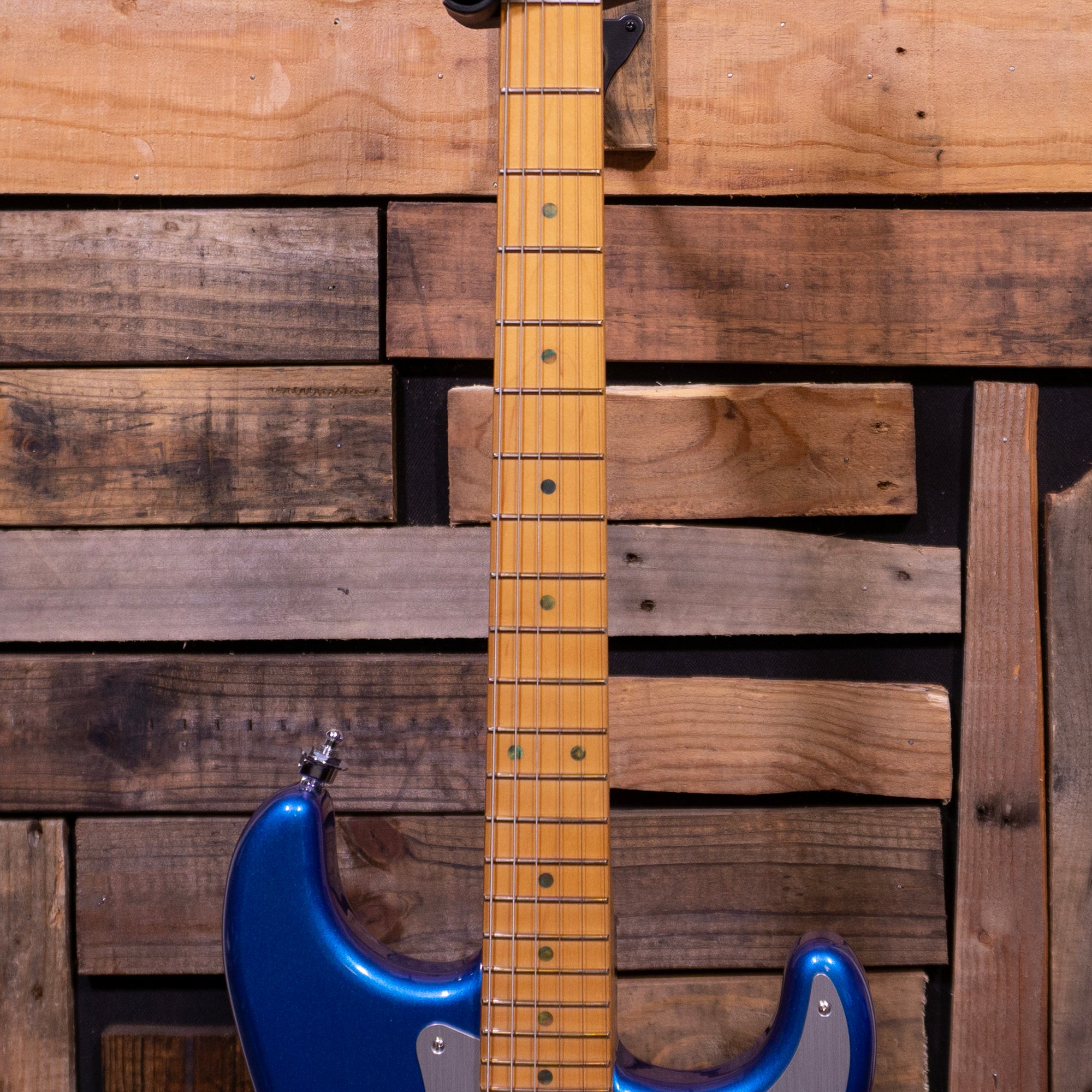Fender Limited Edition H.E.R Stratocaster