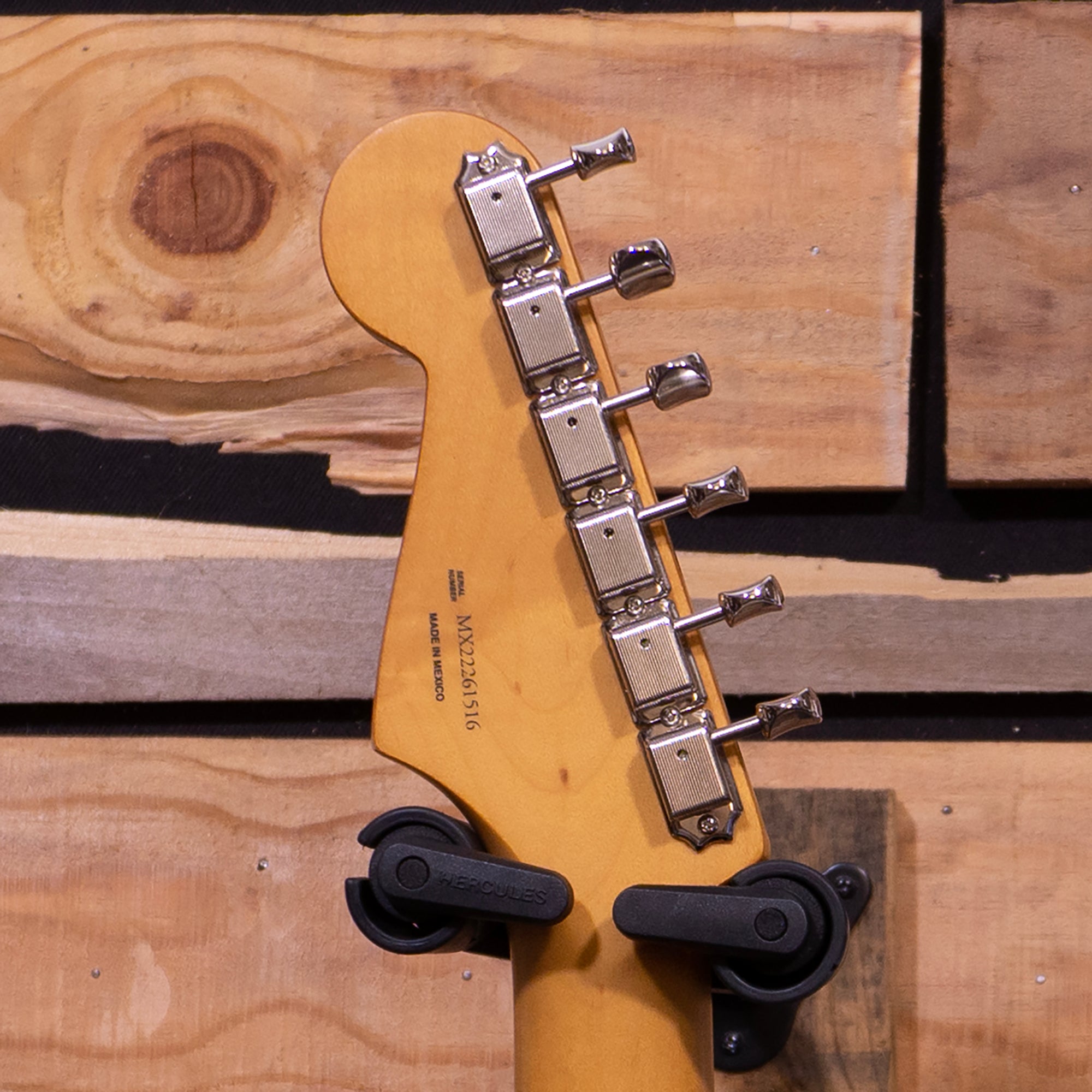 Fender Limited Edition H.E.R Stratocaster