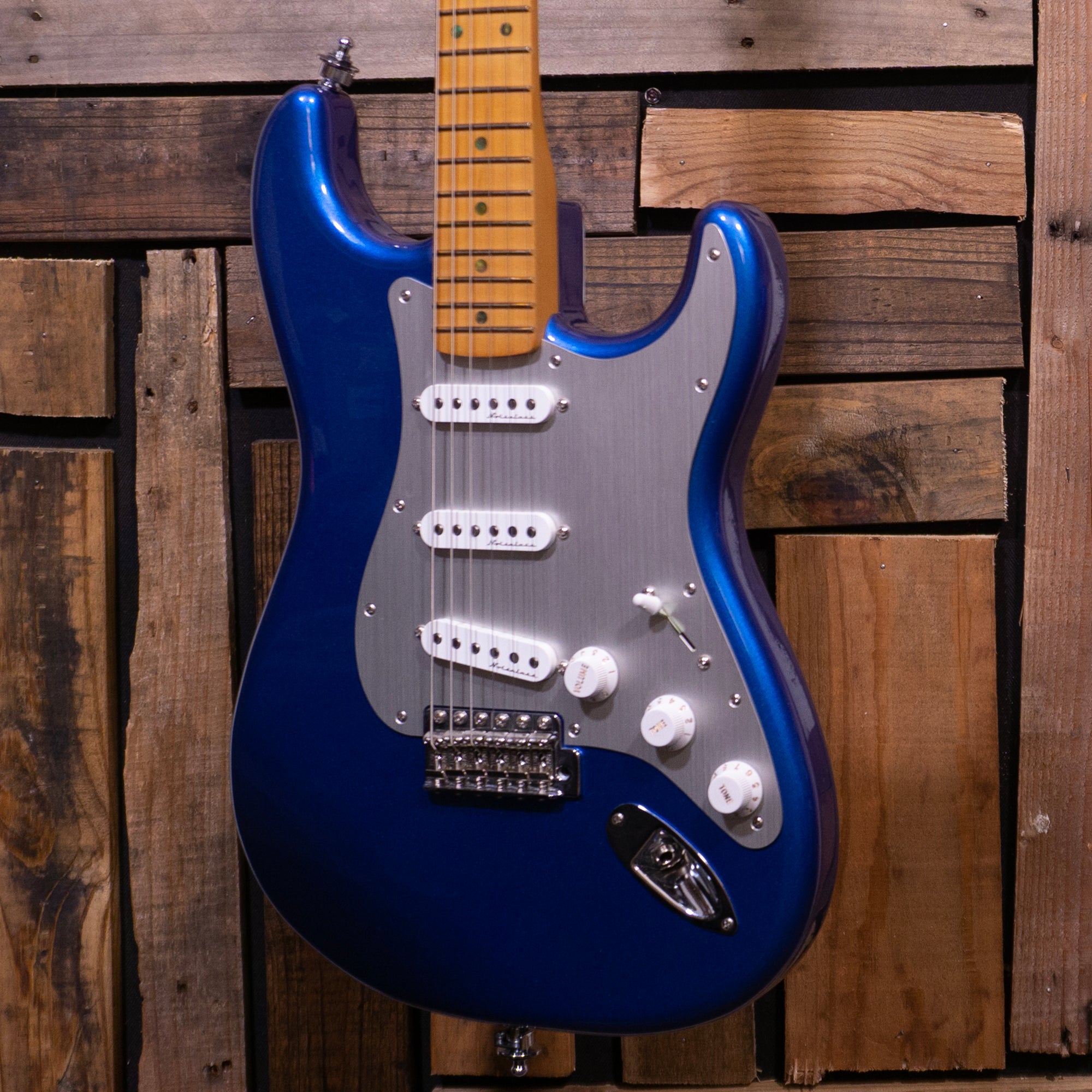Fender Limited Edition H.E.R Stratocaster
