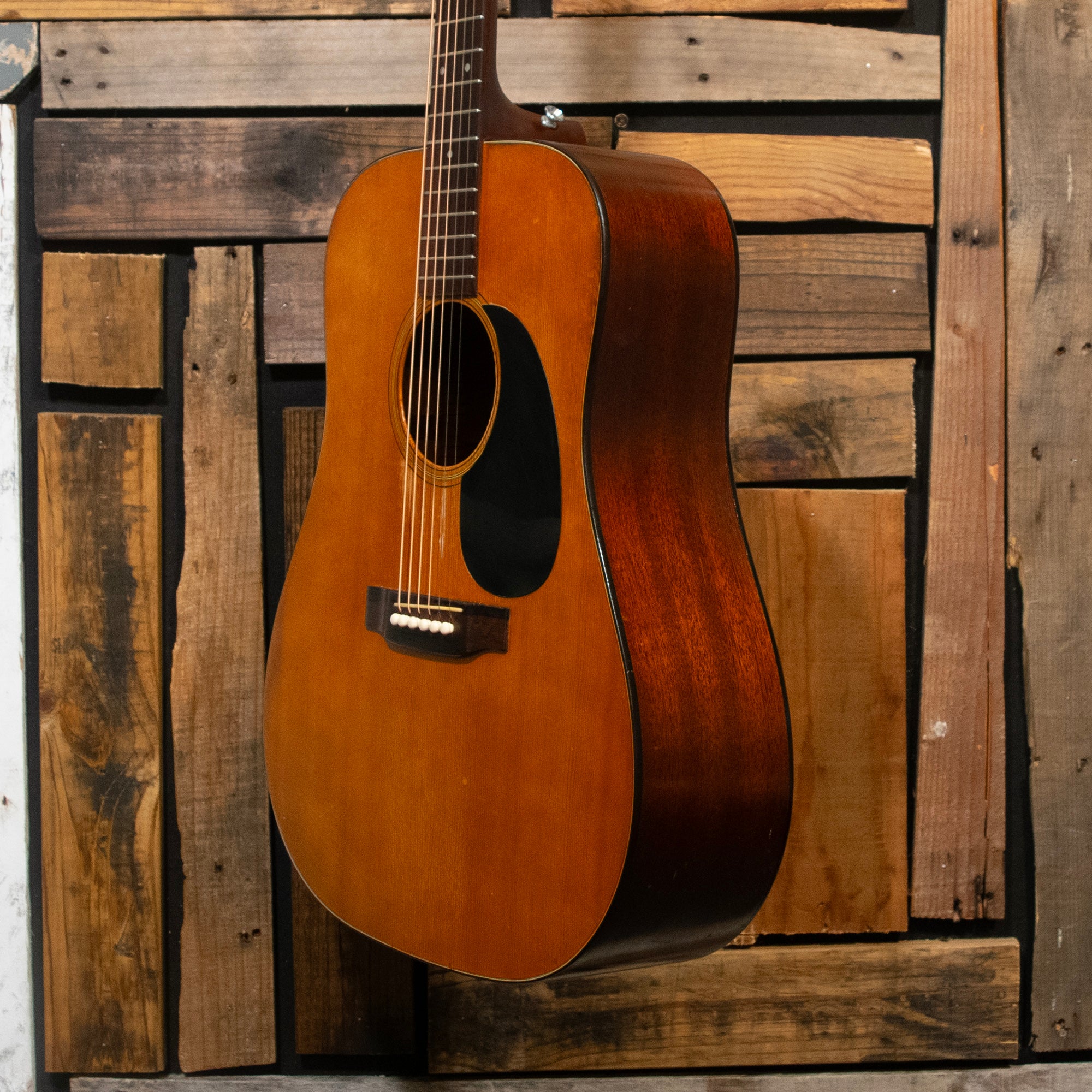Martin D-18, 1970