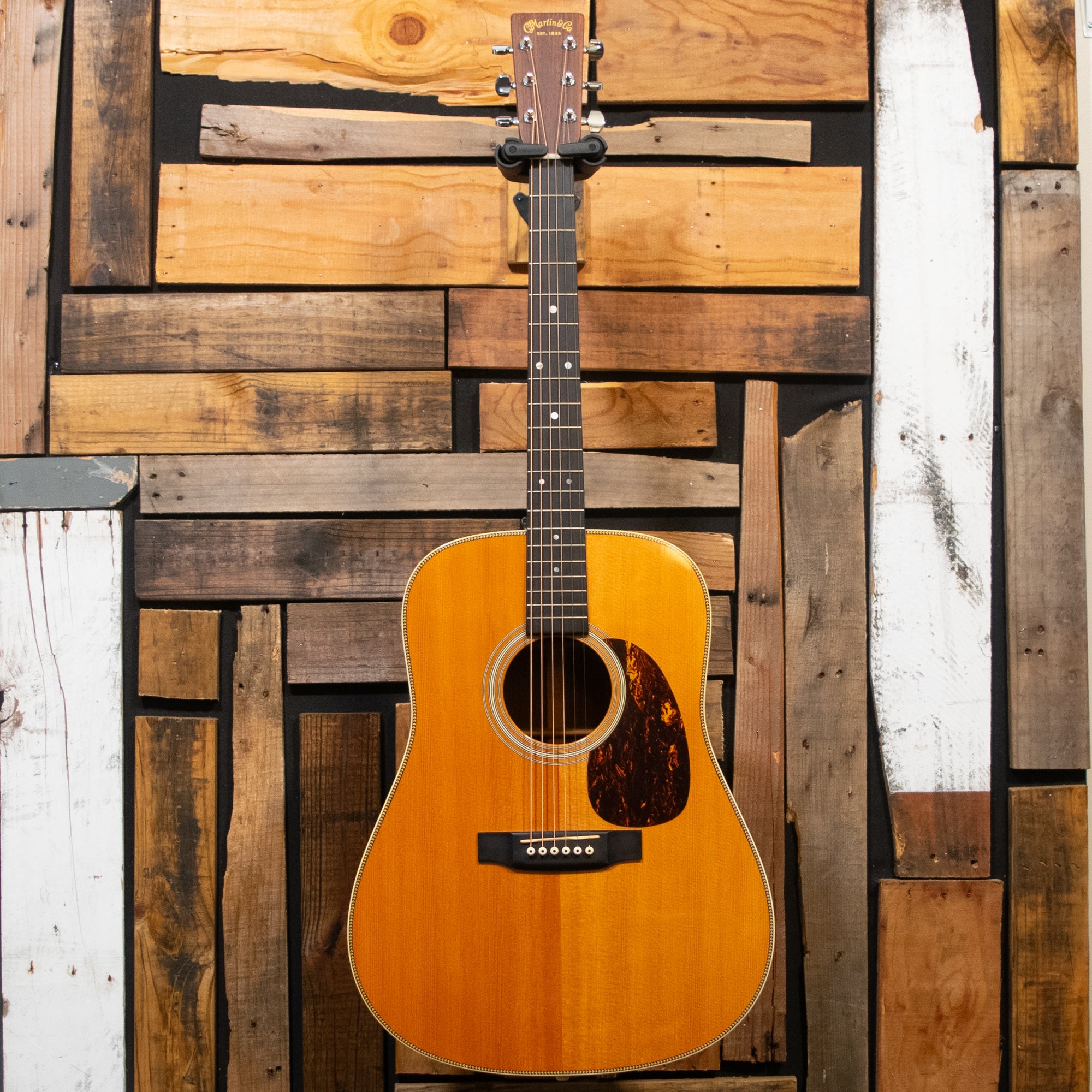 Martin HD-28, 2002
