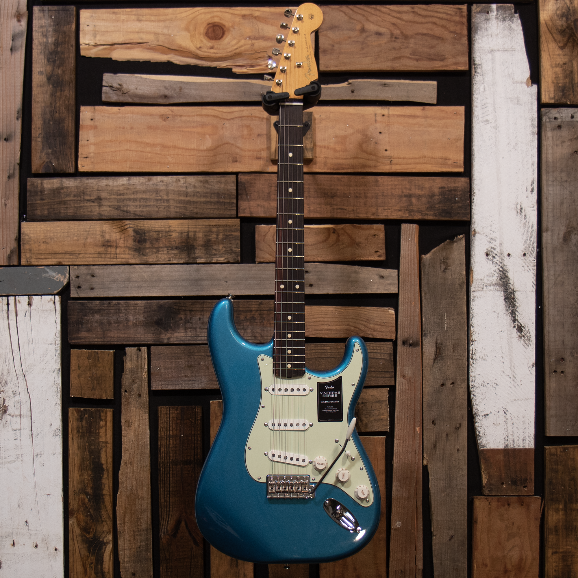 Fender Vintera II '60s Stratocaster RW - Lake Placid Blue