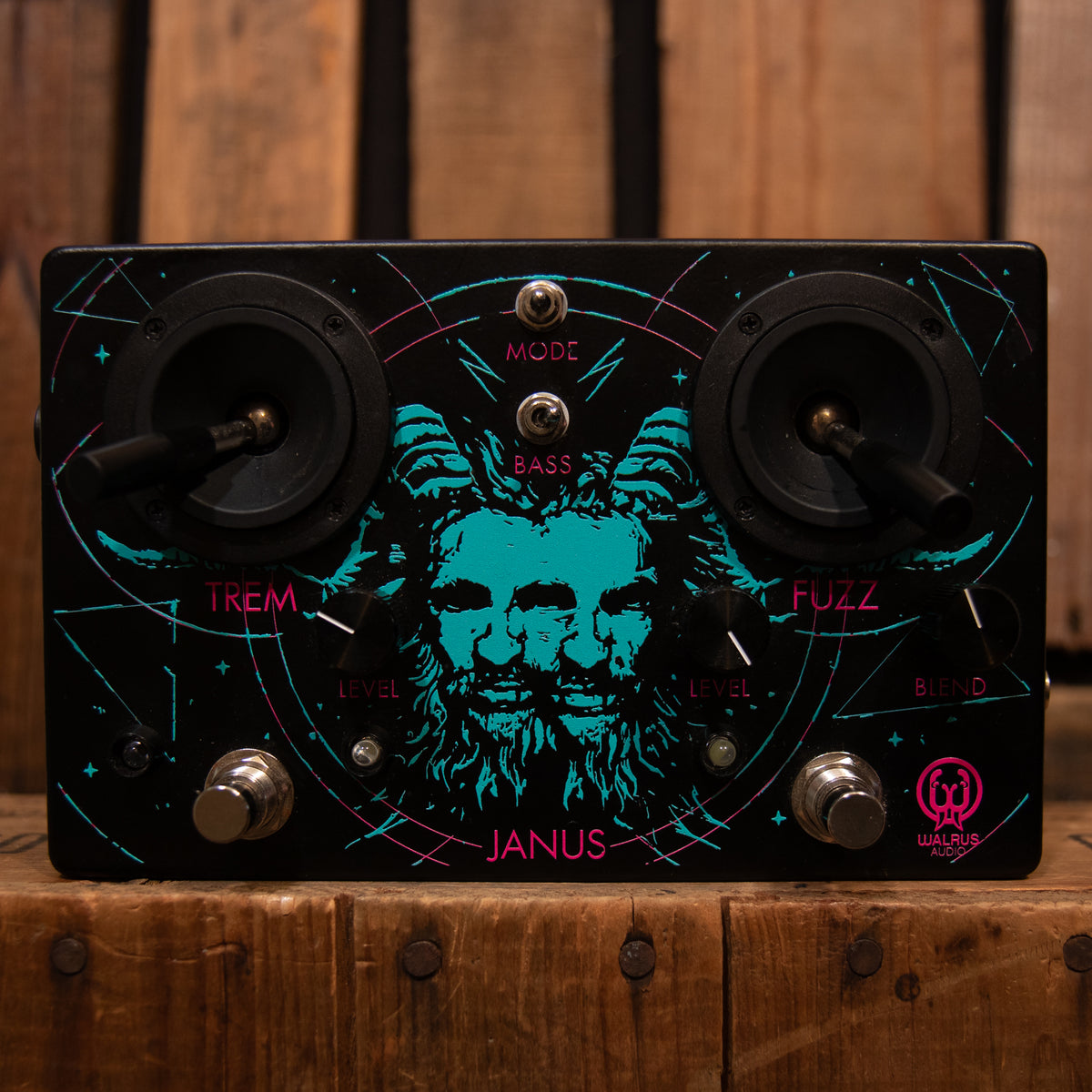 Walrus Audio Janus Fuzz/Tremolo - Black/Teal Anniversary Edition