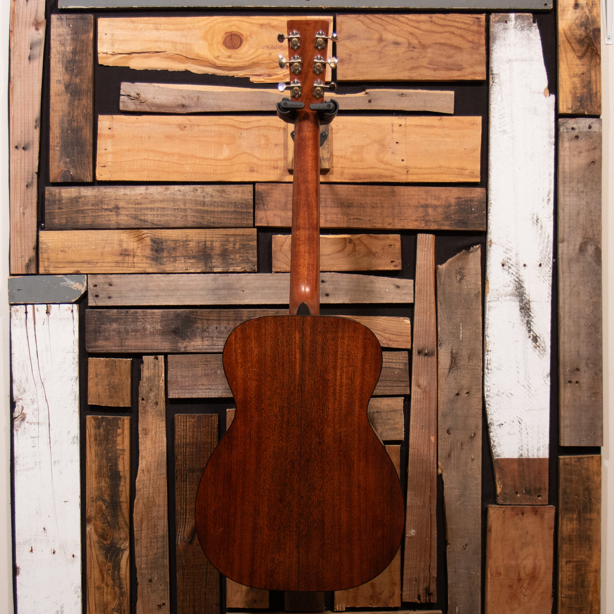 Martin 00-18 - Natural, 2025