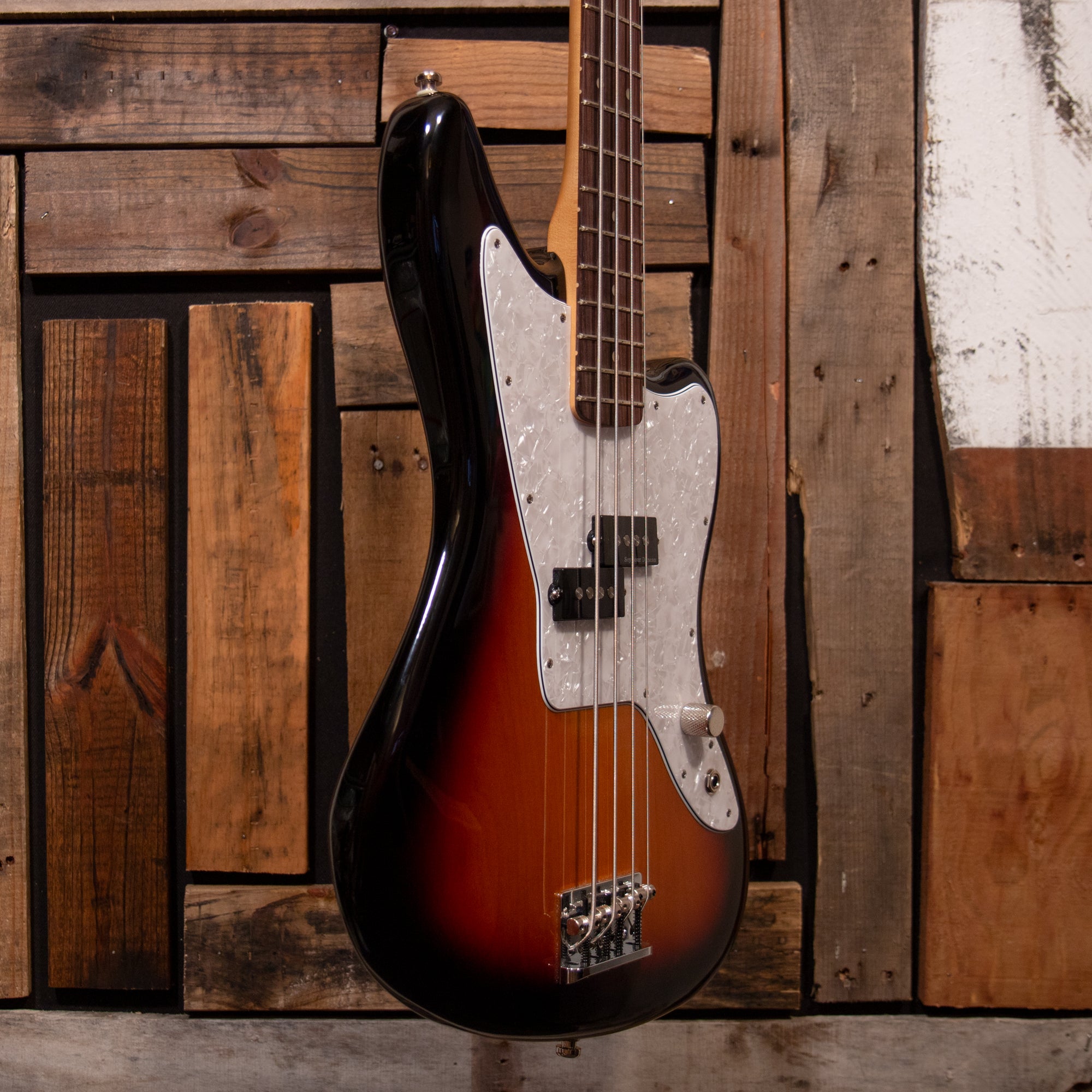 Fender Limited Edition Mark Hoppus Jaguar Bass