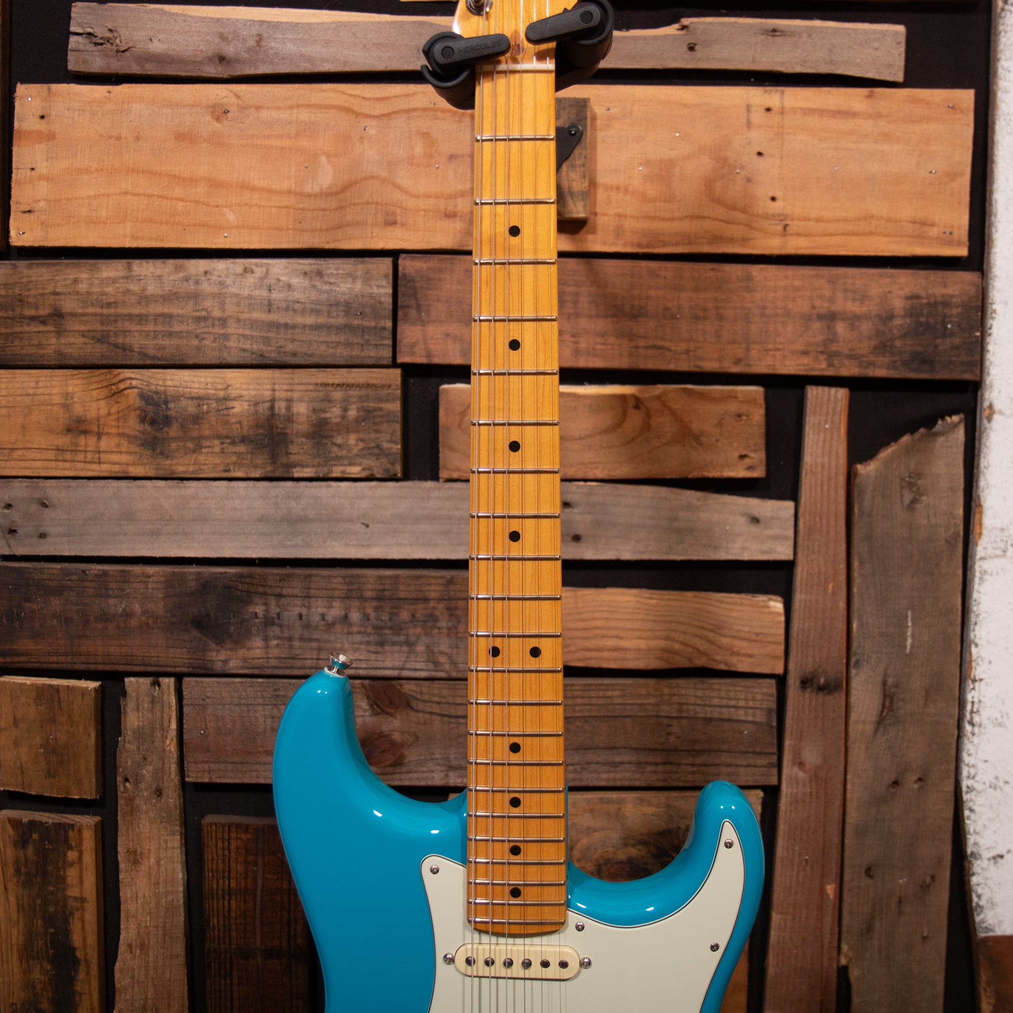 Fender American Professional II Stratocaster - Miami Blue