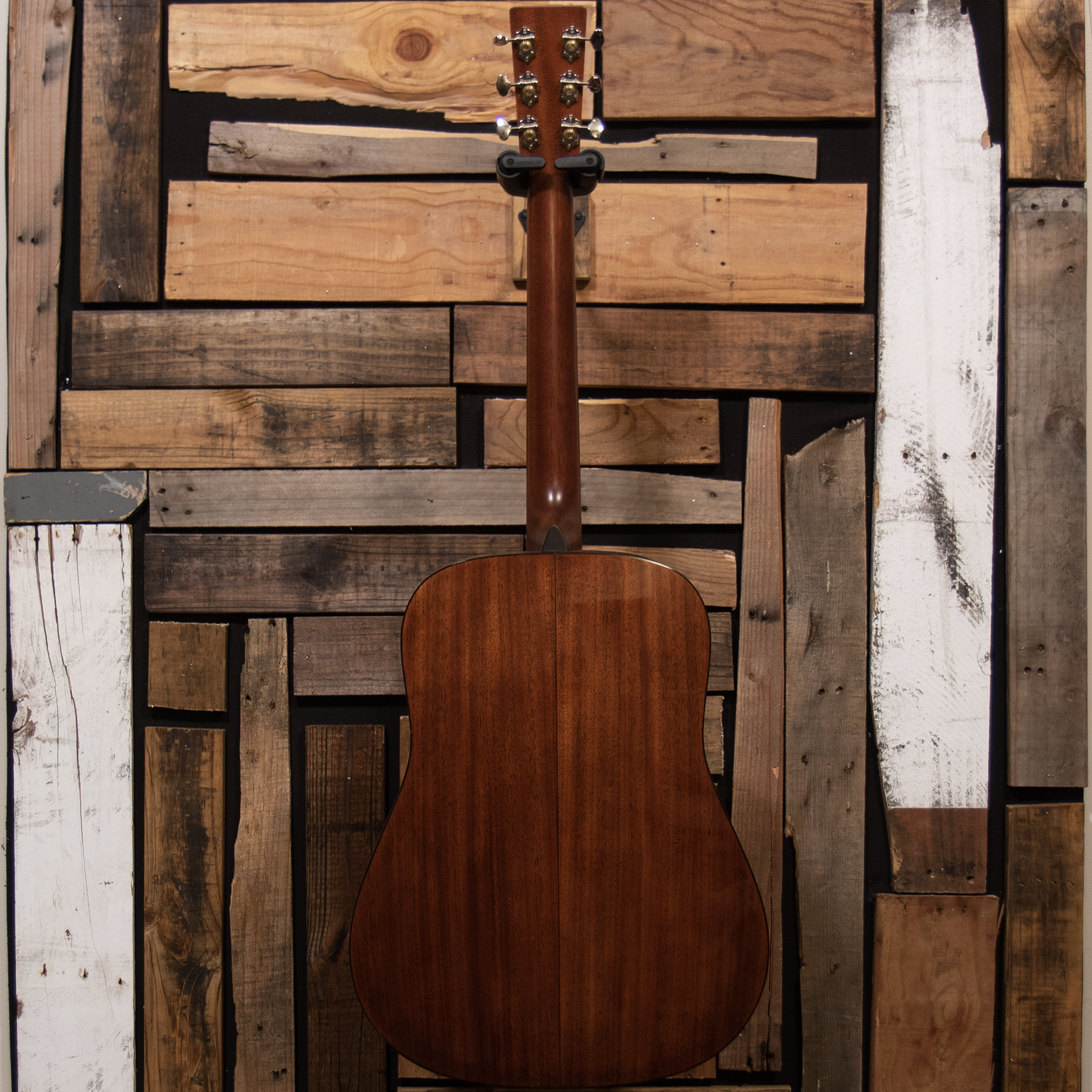 Martin D-18 - Natural