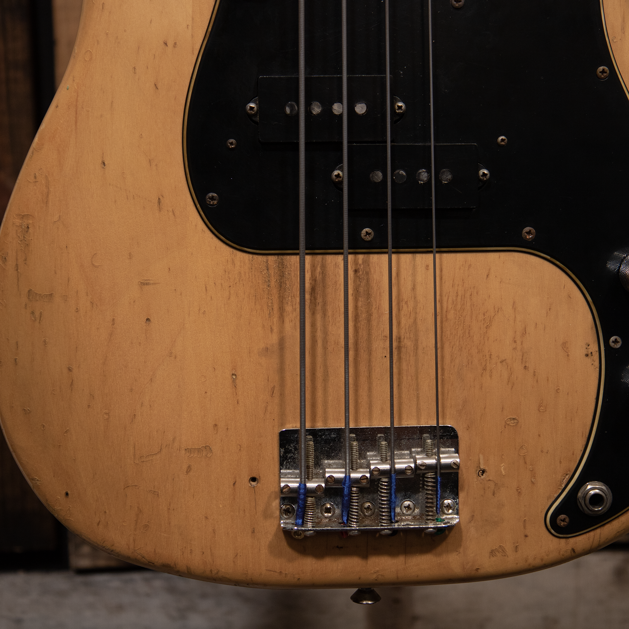 1975 Fender Precision Bass - Natural