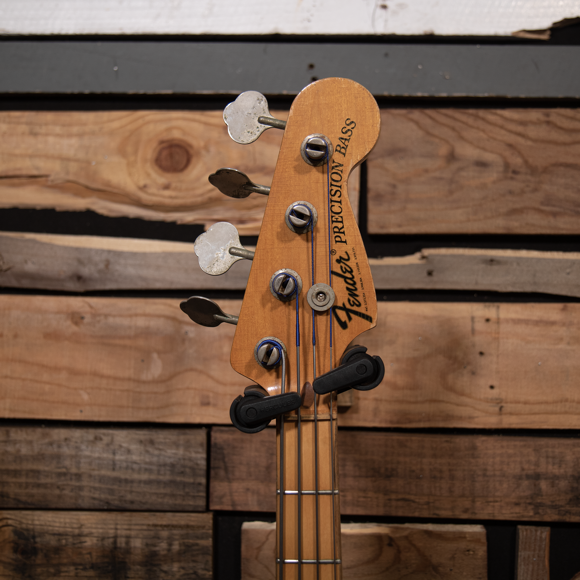 1975 Fender Precision Bass - Natural