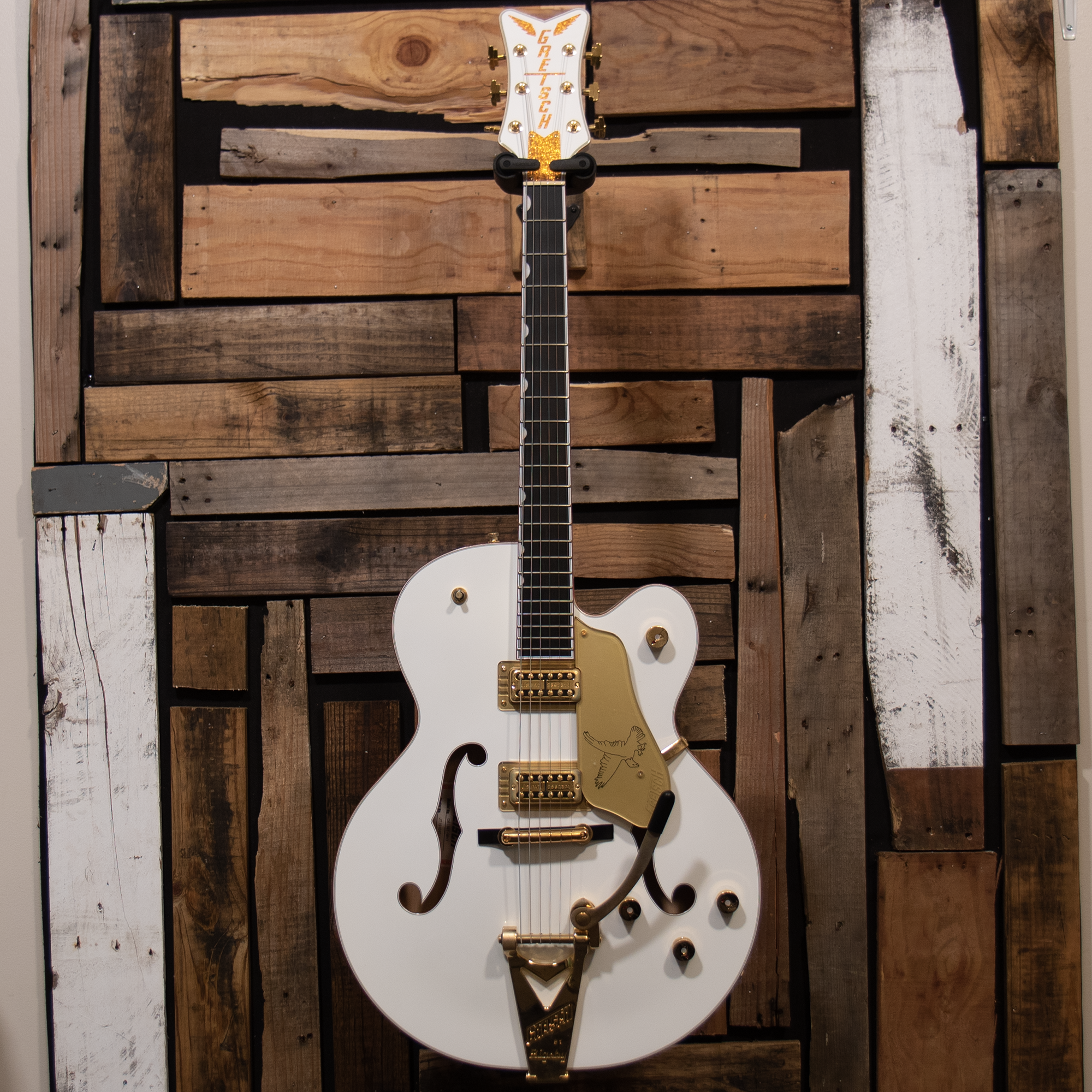 2019 Gretsch G6136T-WHT White Falcon