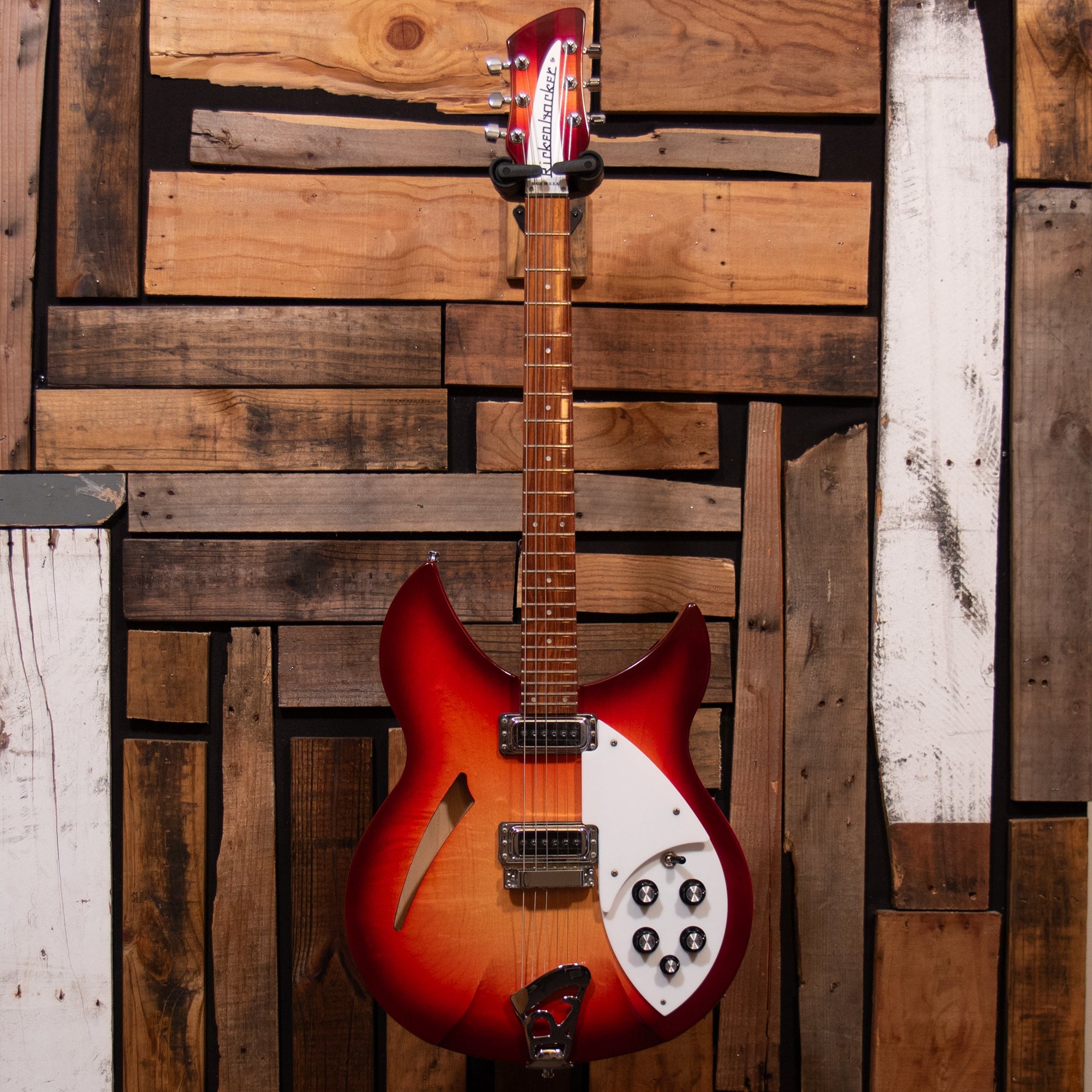Rickenbacker 330 - Fireglo