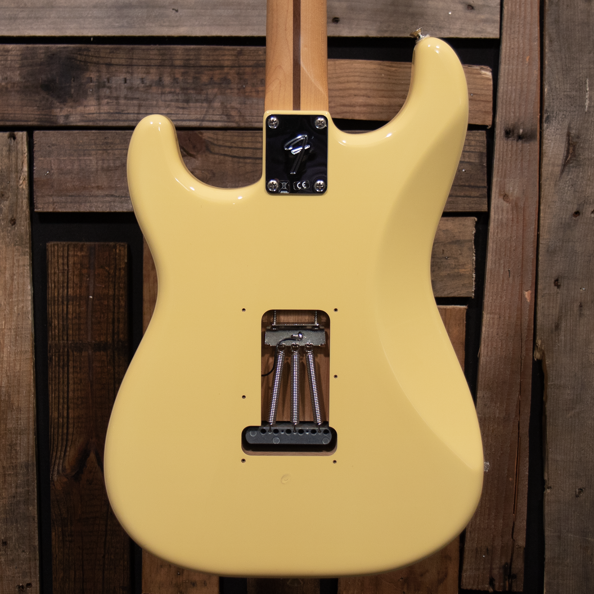 2020 Fender Player Stratocaster - Buttercream