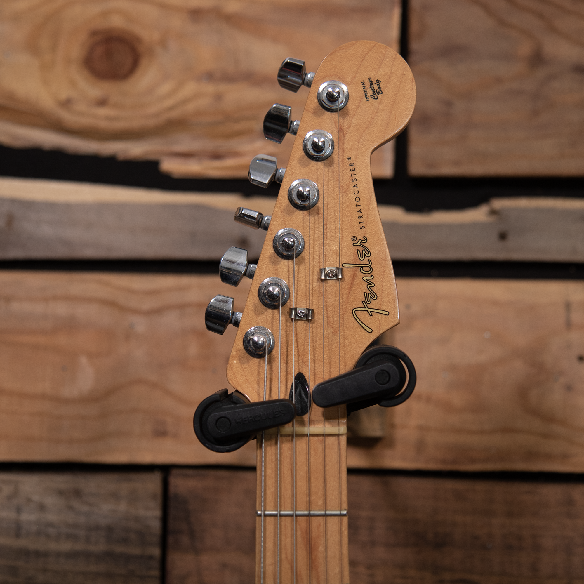 2020 Fender Player Stratocaster - Buttercream