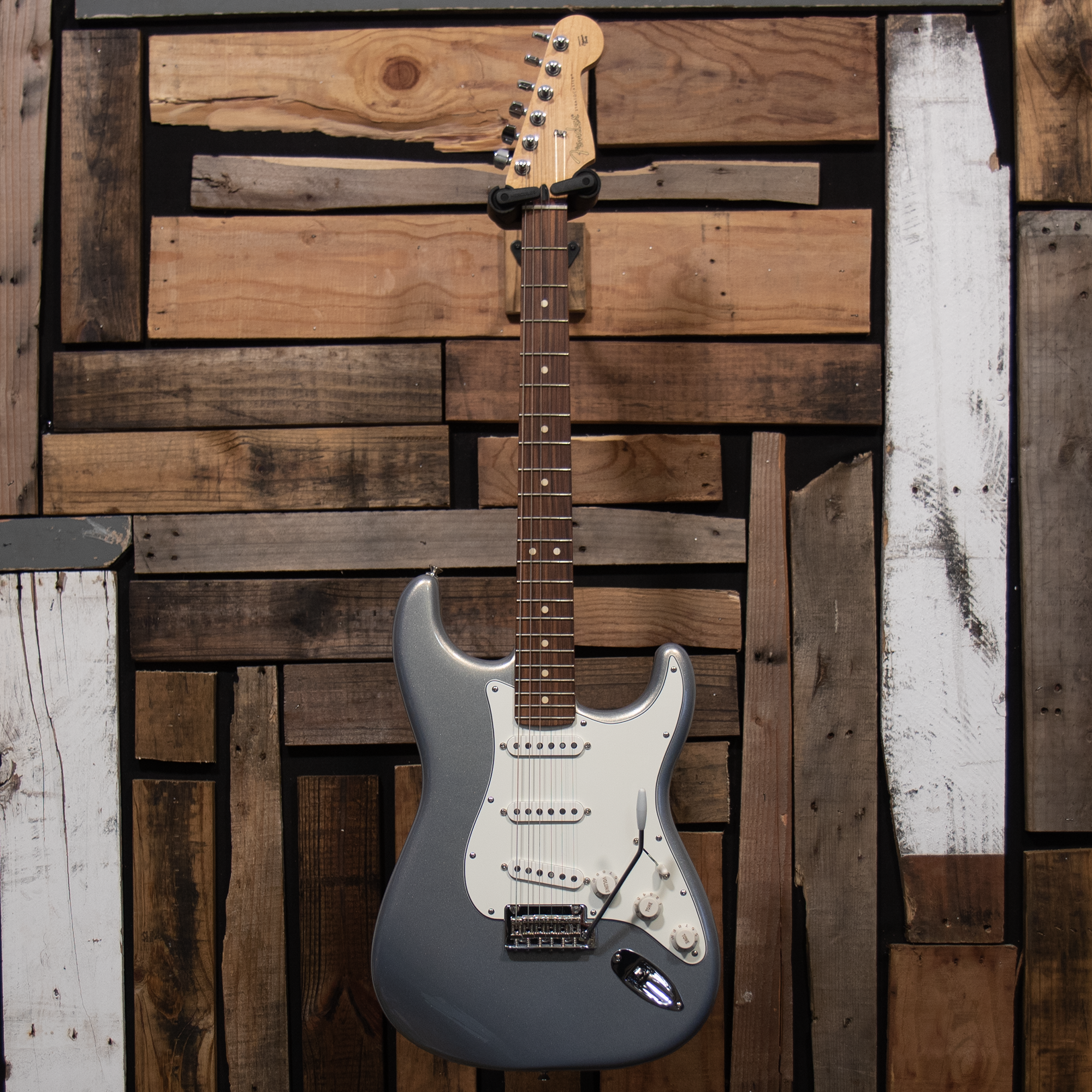 2022 Fender Player Stratocaster - Inca Silver