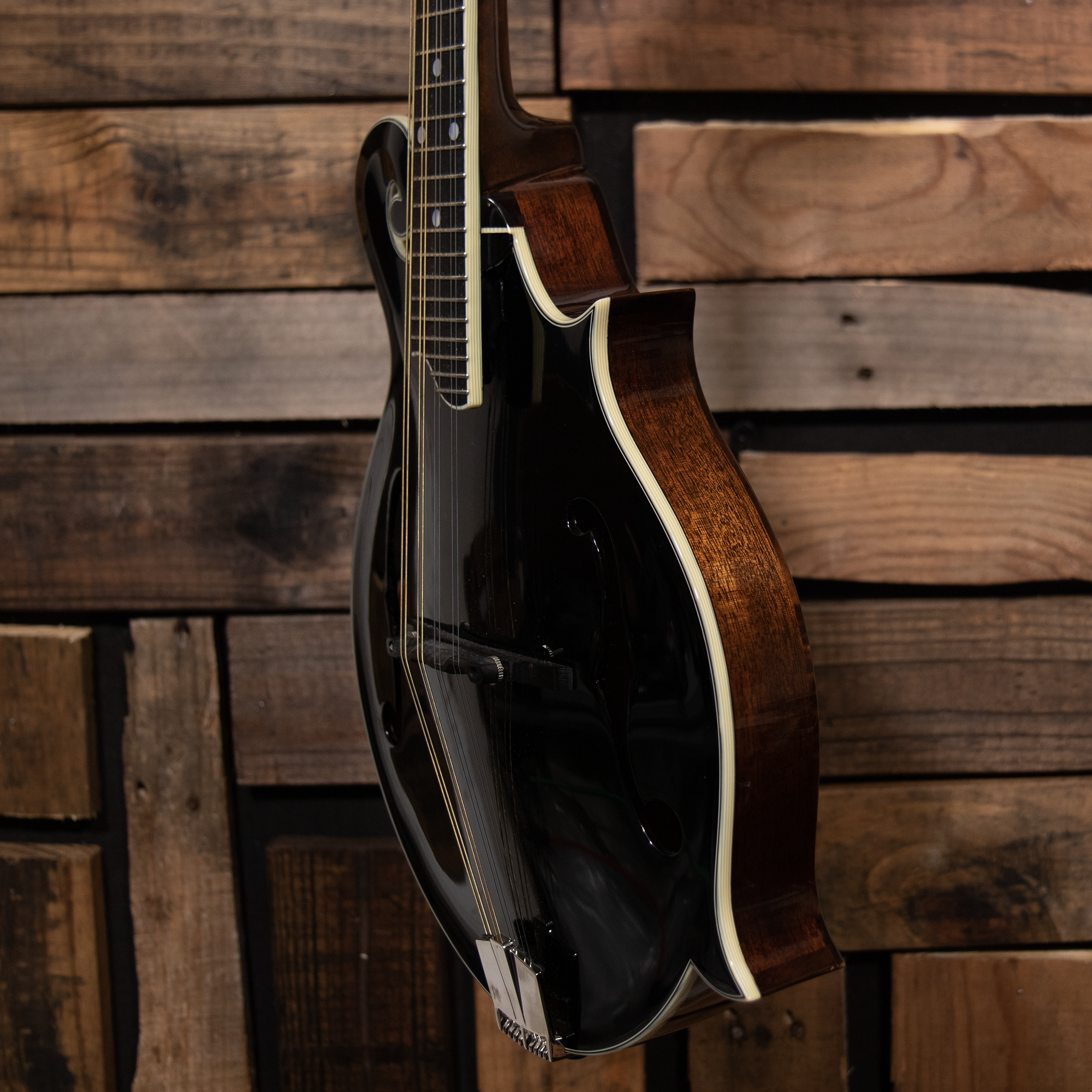 Eastman MD415-BK F-Style Mandolin